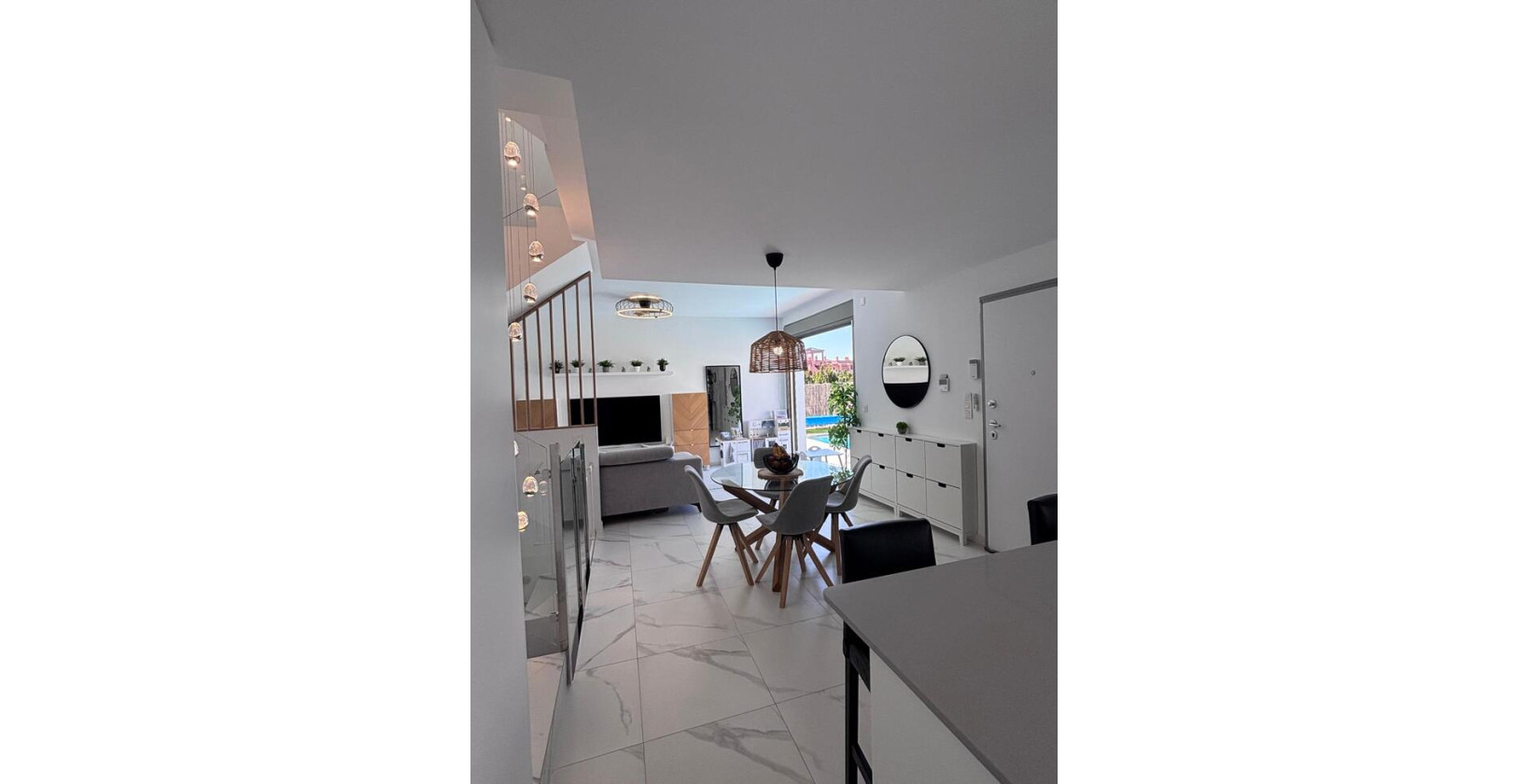 Resale - Villa - Villamartín - PAU 8