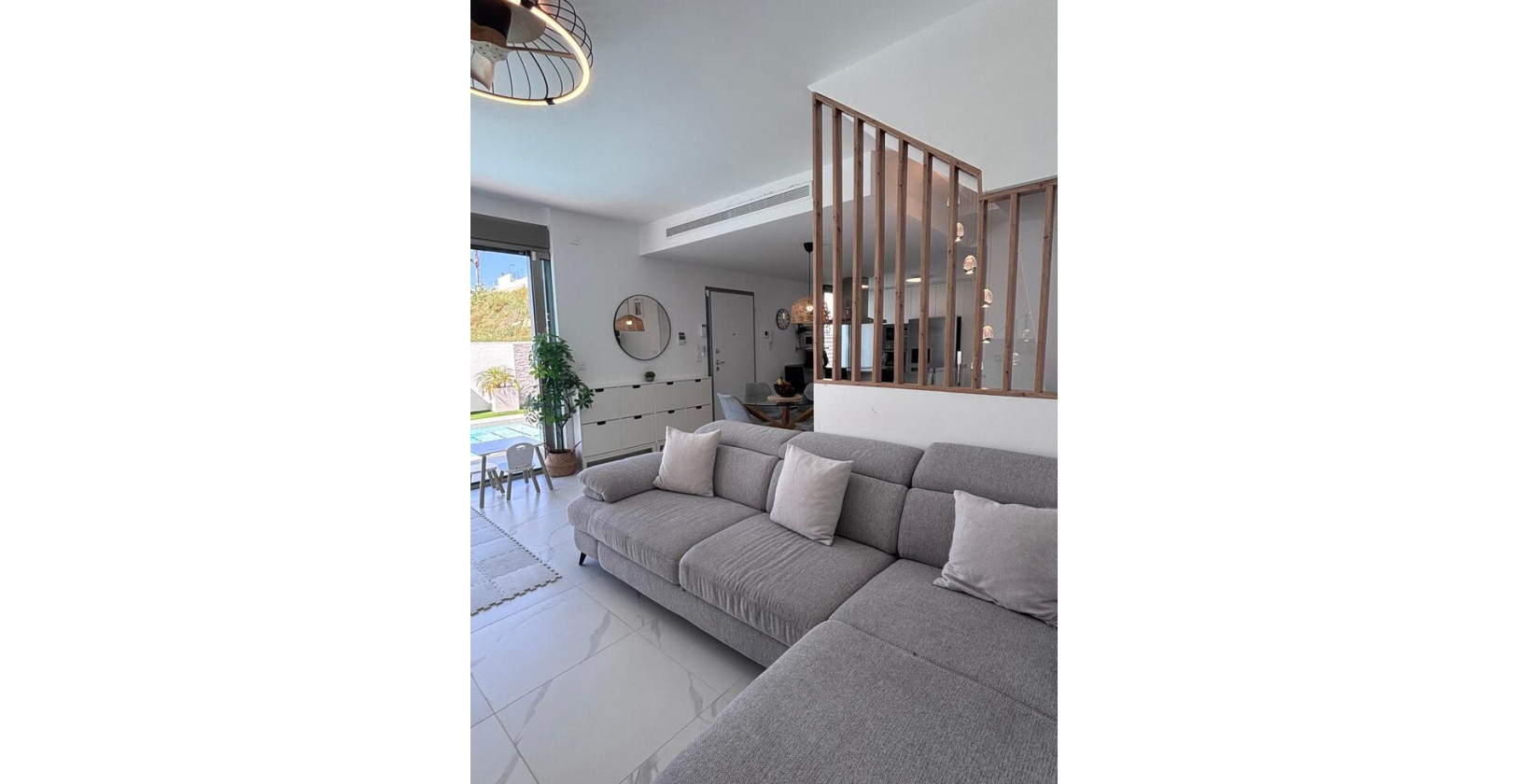Resale - Villa - Villamartín - PAU 8
