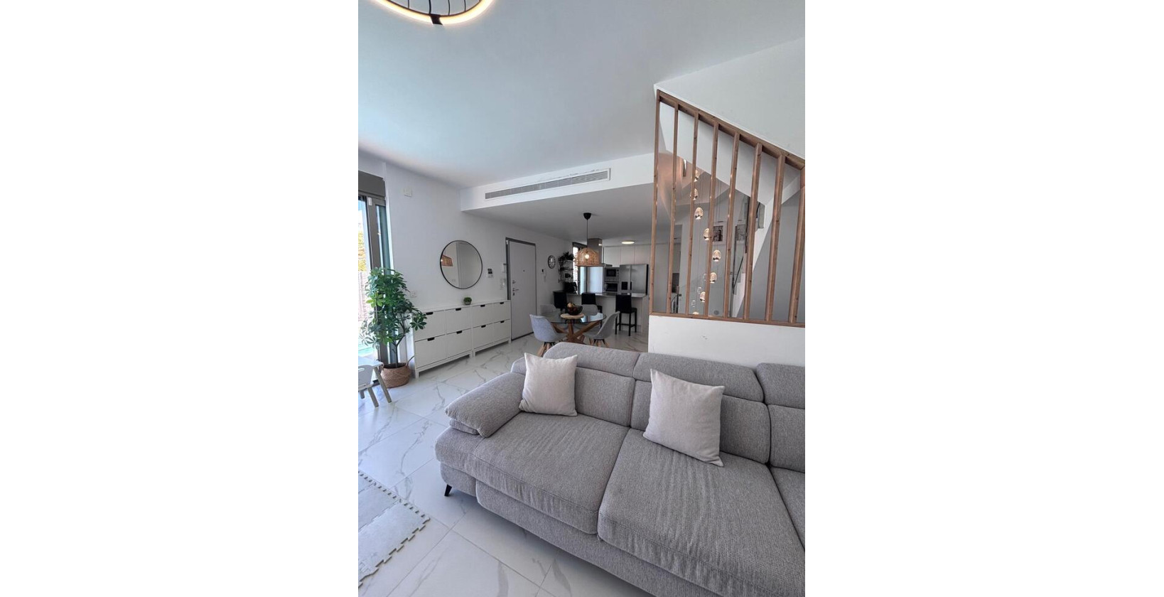 Resale - Villa - Villamartín - PAU 8