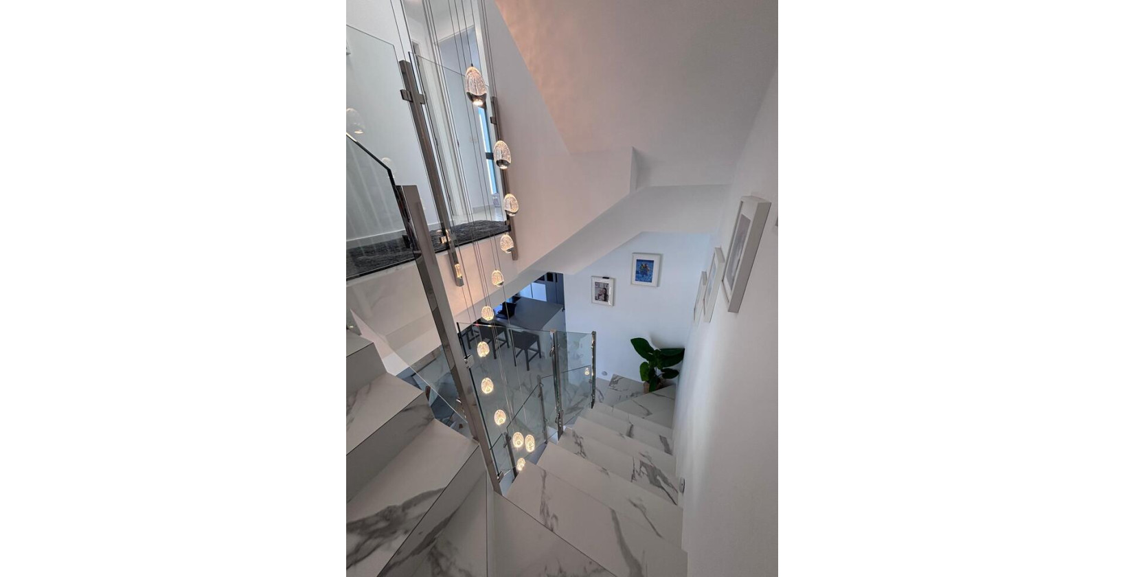 Resale - Villa - Villamartín - PAU 8