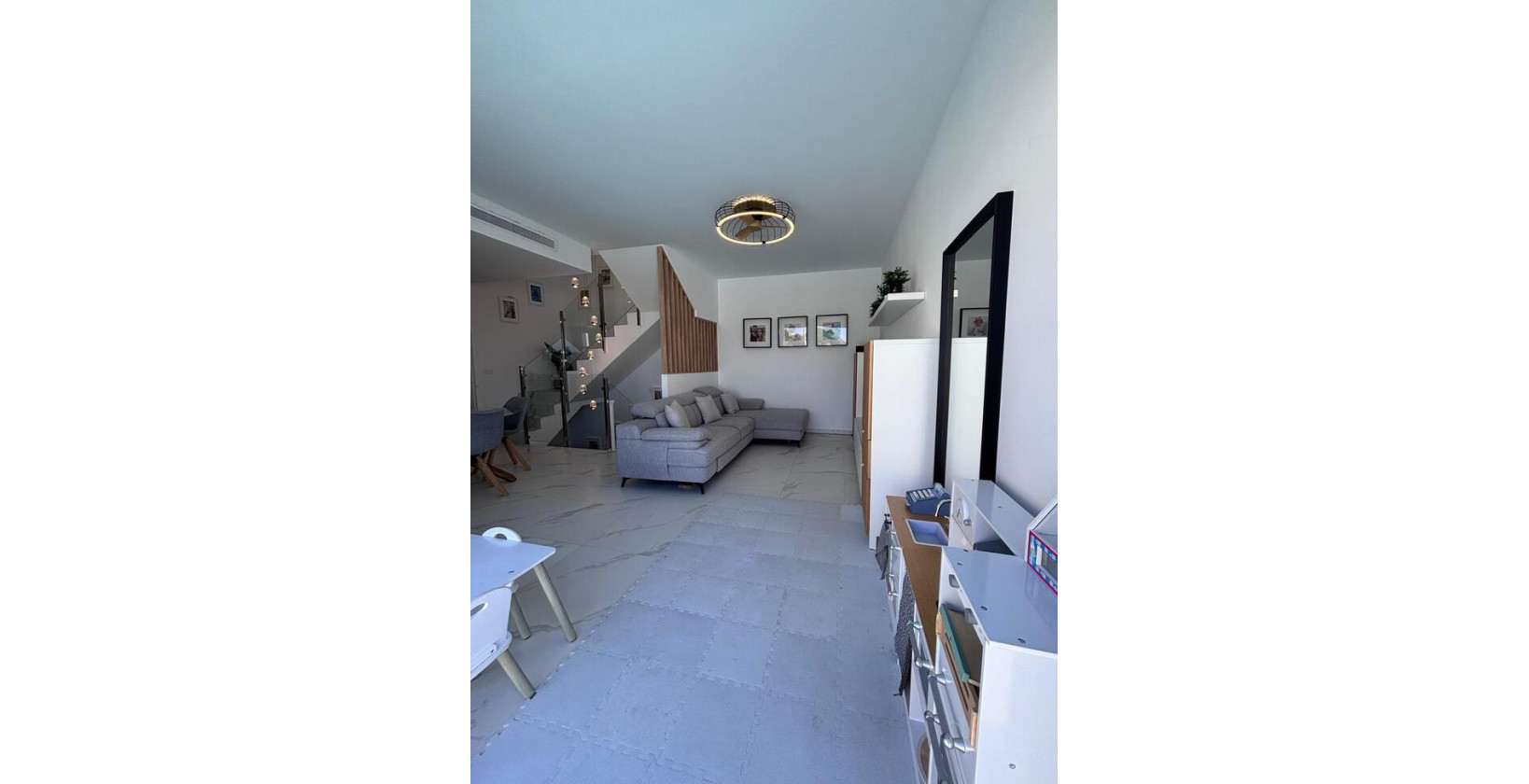 Resale - Villa - Villamartín - PAU 8