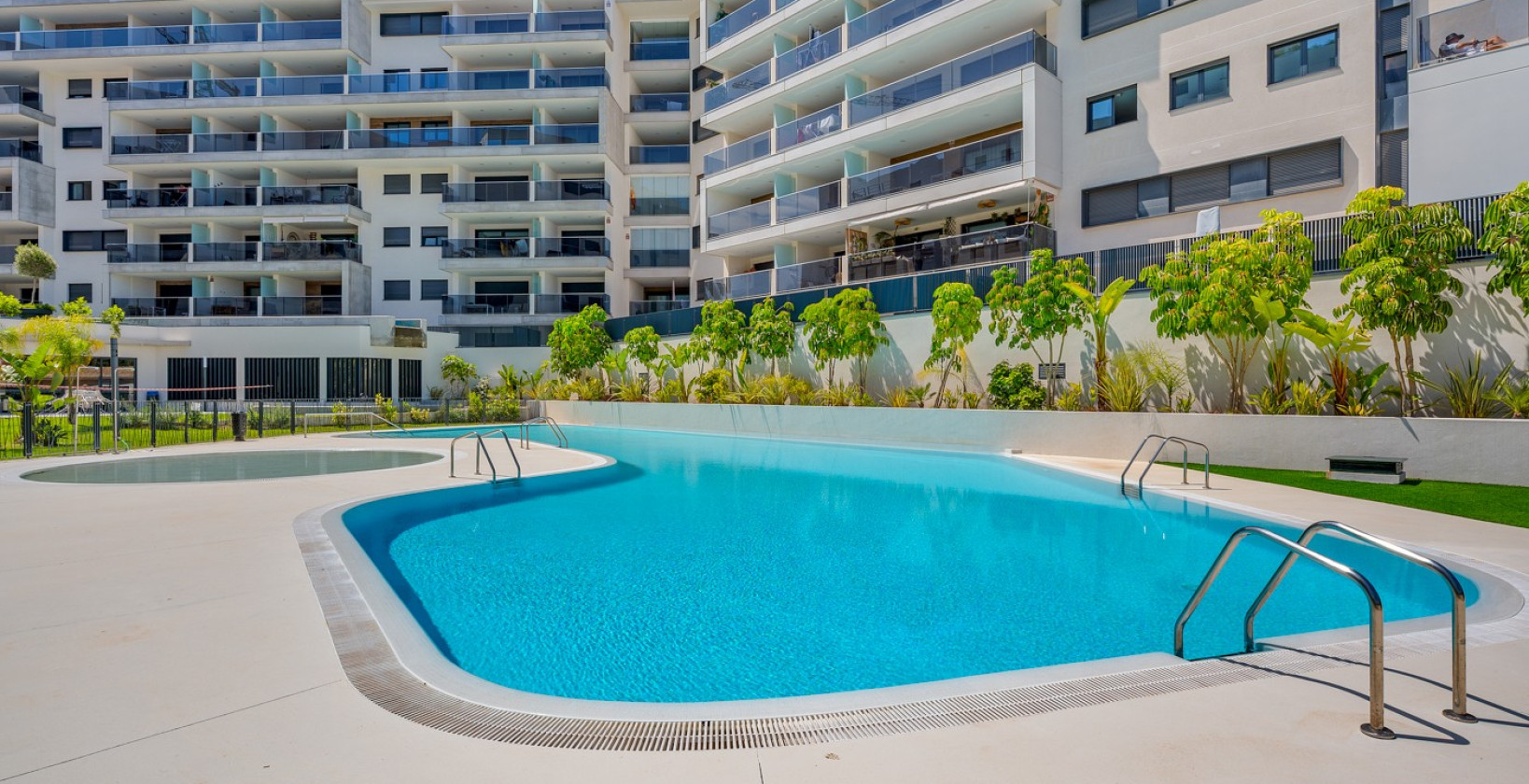 Resale - Apartments - Dehesa de Campoamor