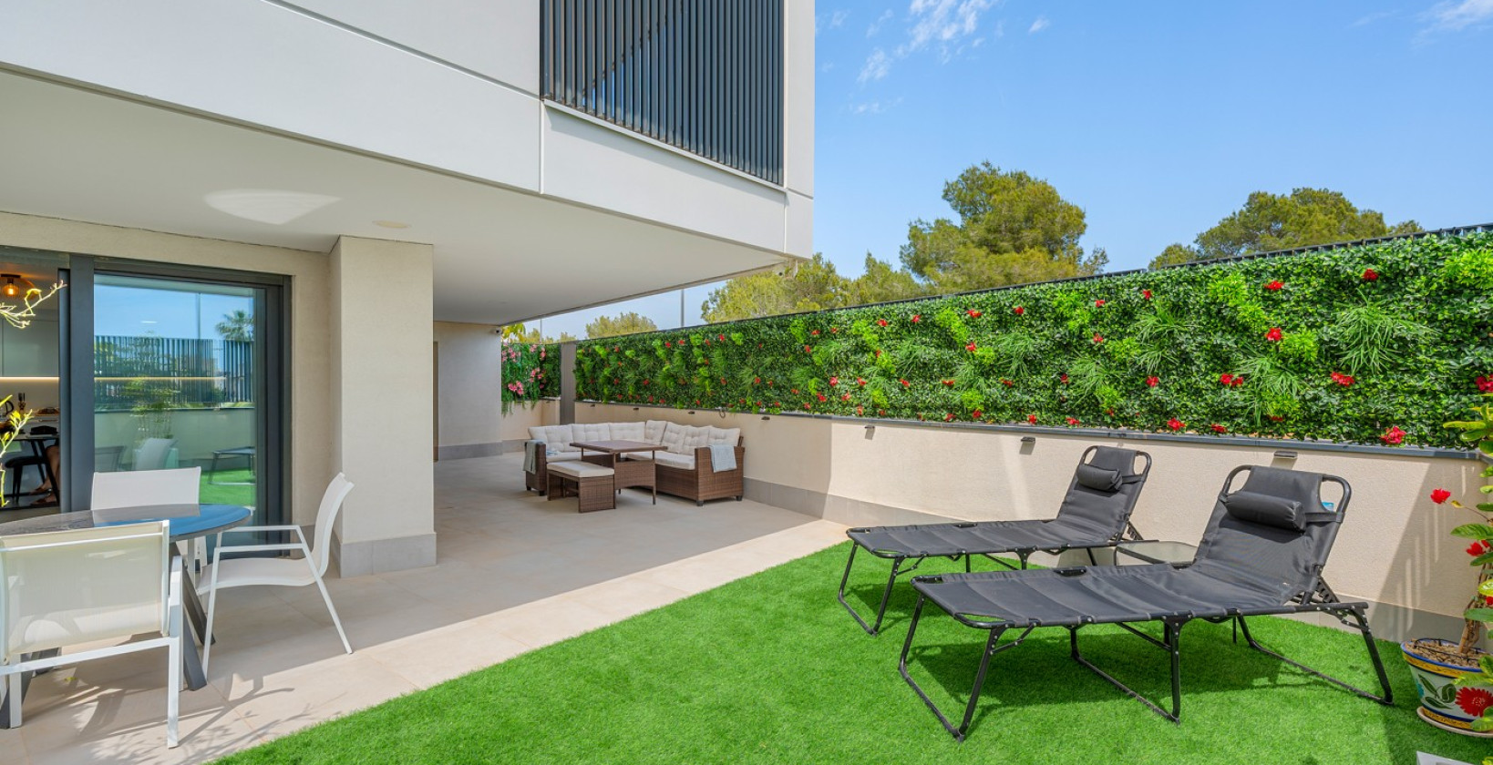 Resale - Apartments - Dehesa de Campoamor