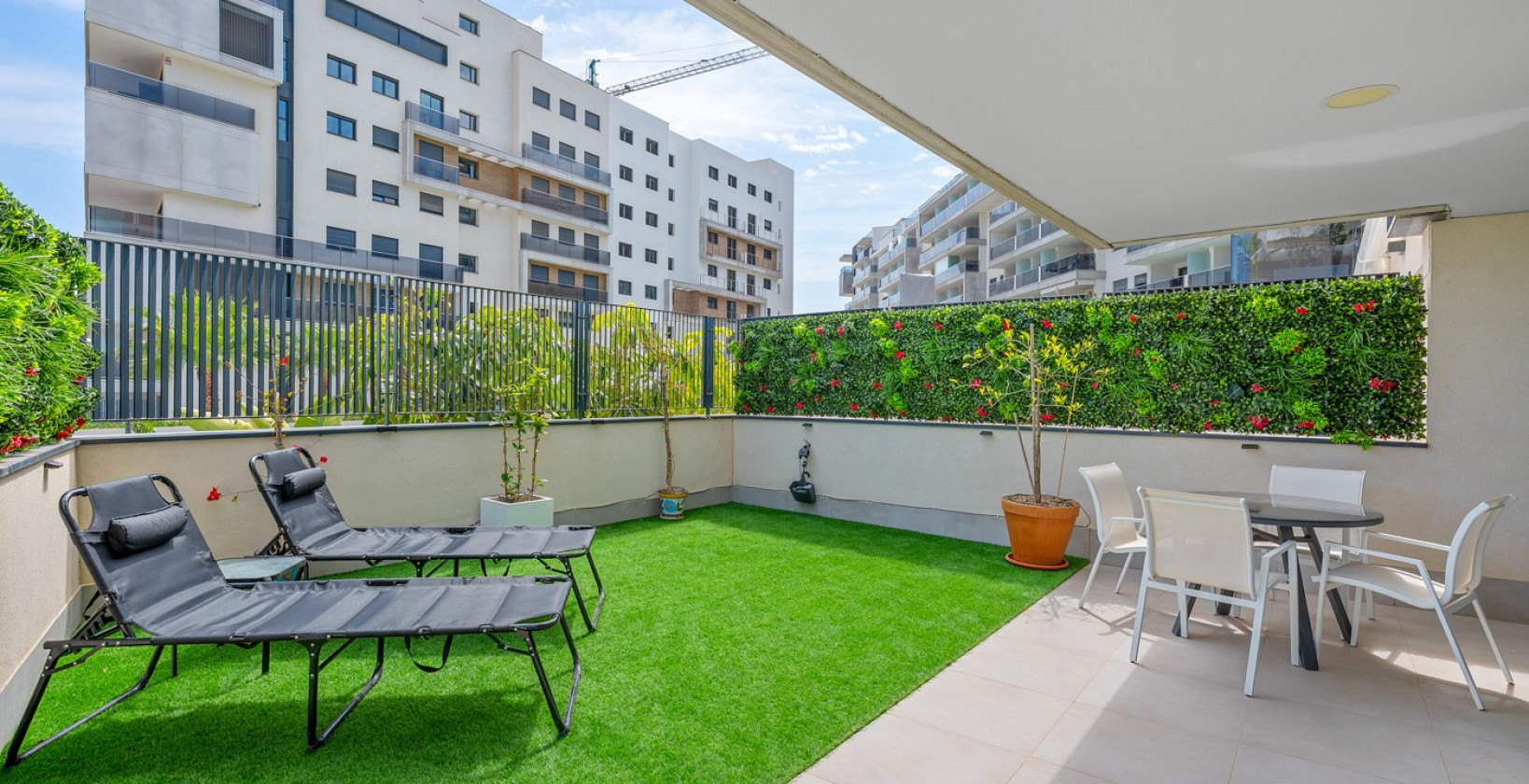 Resale - Apartments - Dehesa de Campoamor
