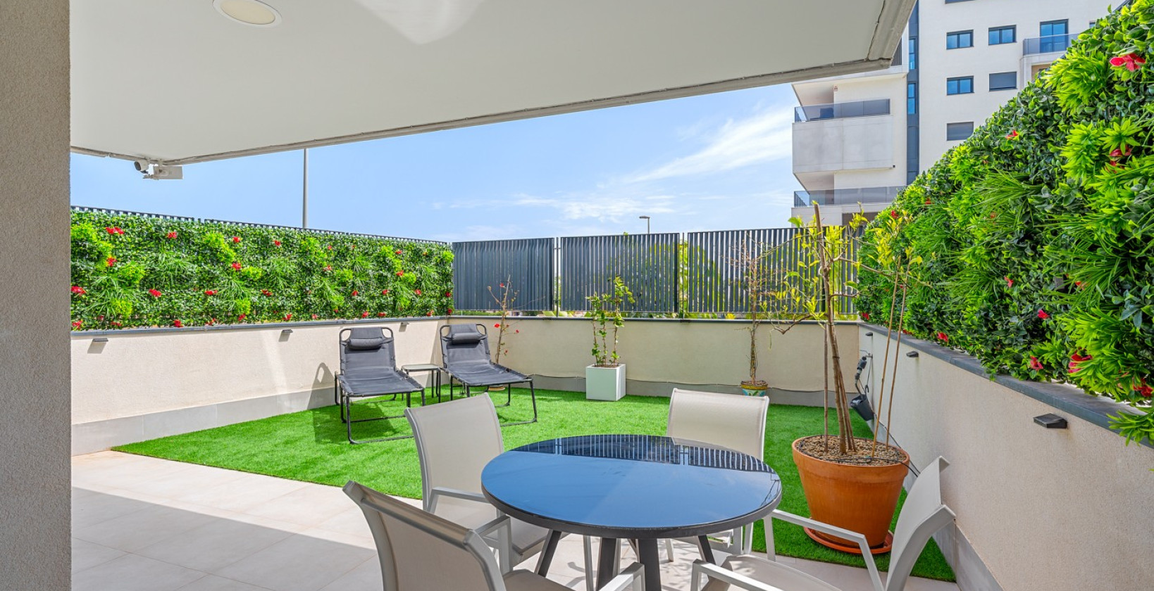 Resale - Apartments - Dehesa de Campoamor