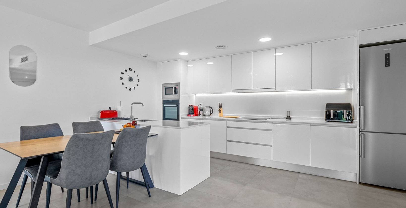Resale - Apartments - Dehesa de Campoamor