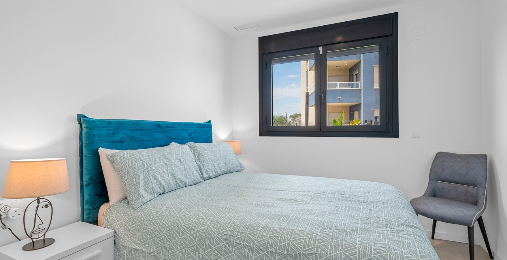 Resale - Apartments - Dehesa de Campoamor