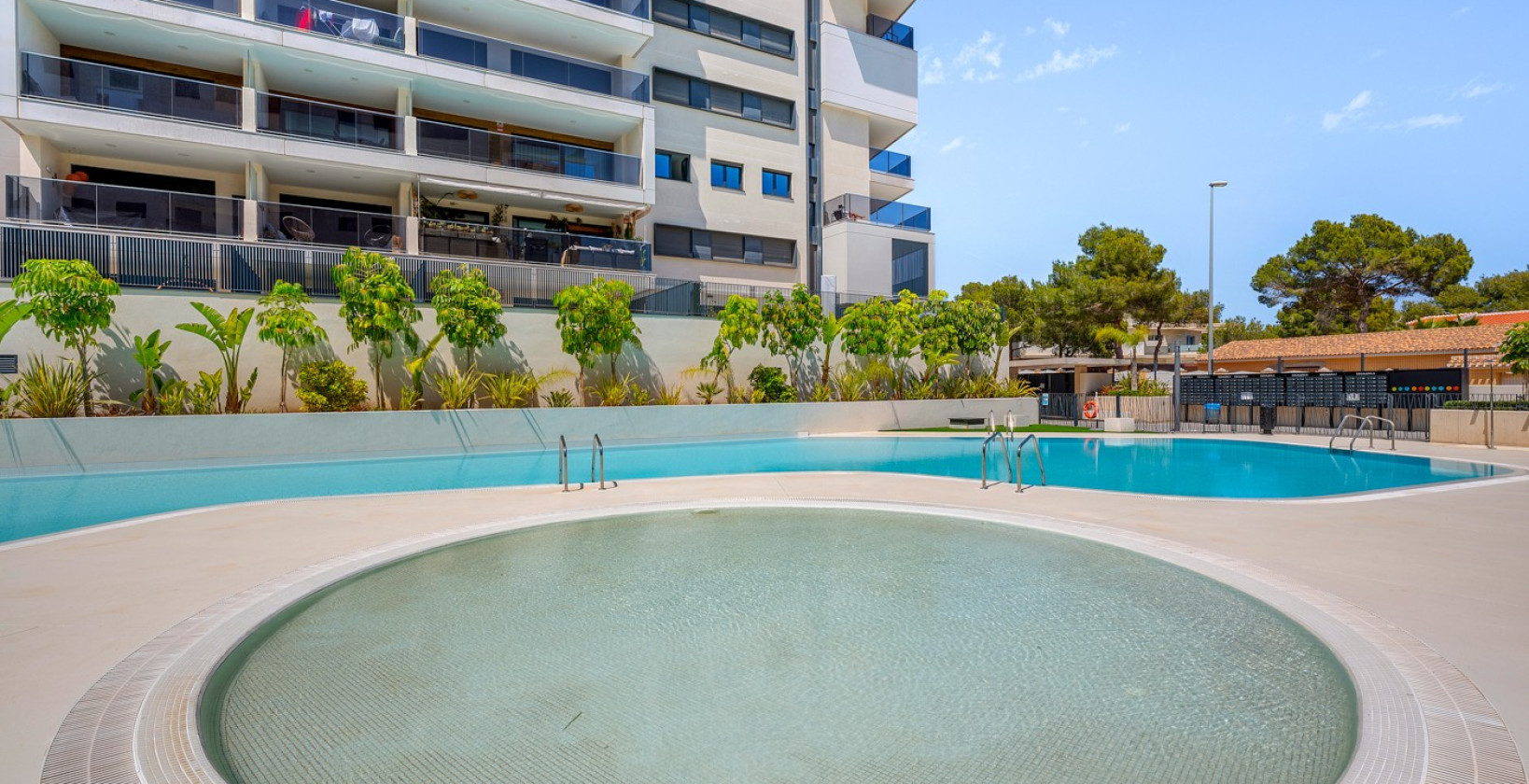 Resale - Apartments - Dehesa de Campoamor
