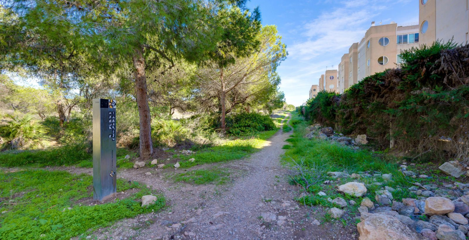 Resale - Apartment / flat - Torrevieja - San Luis
