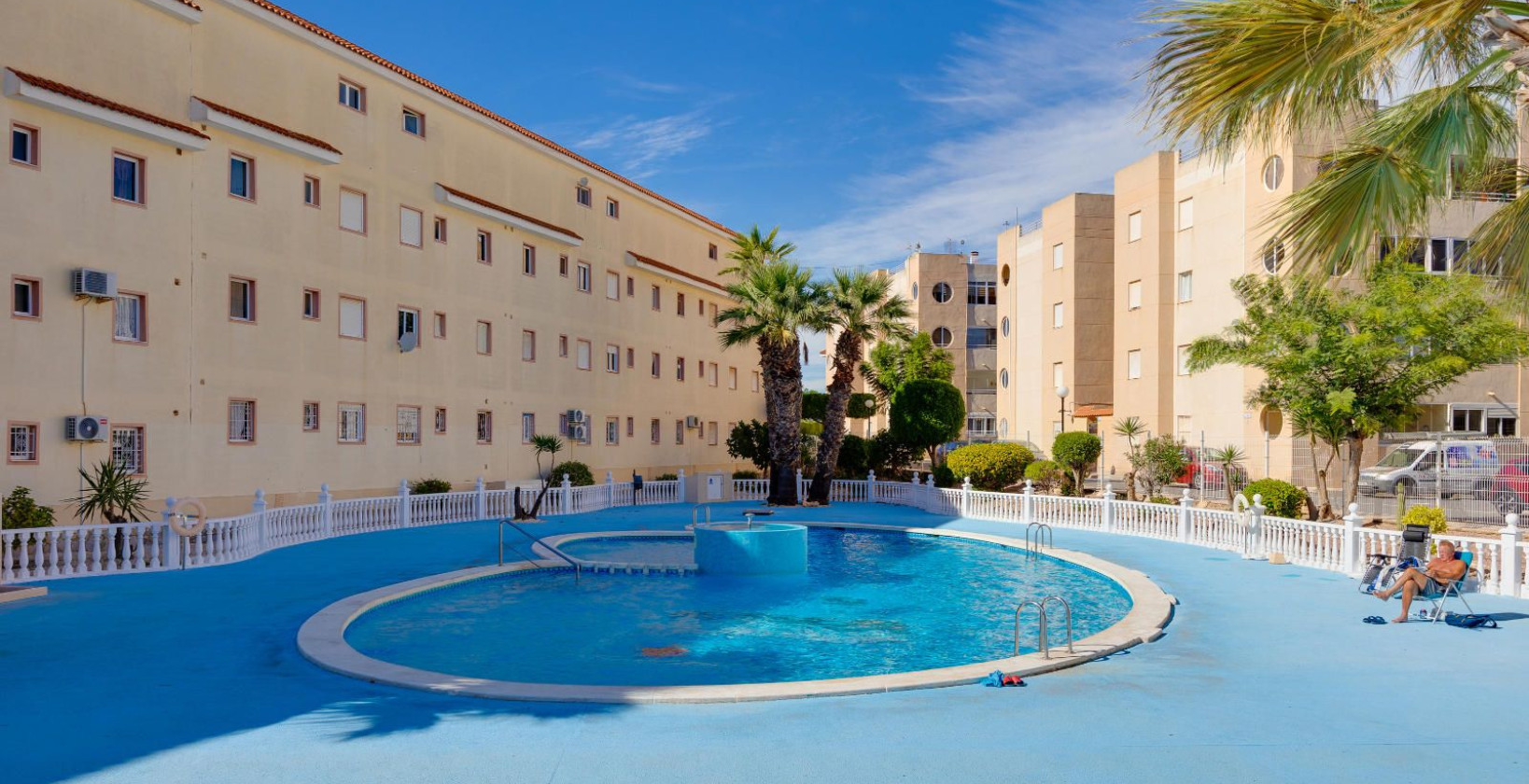 Resale - Apartment / flat - Torrevieja - San Luis