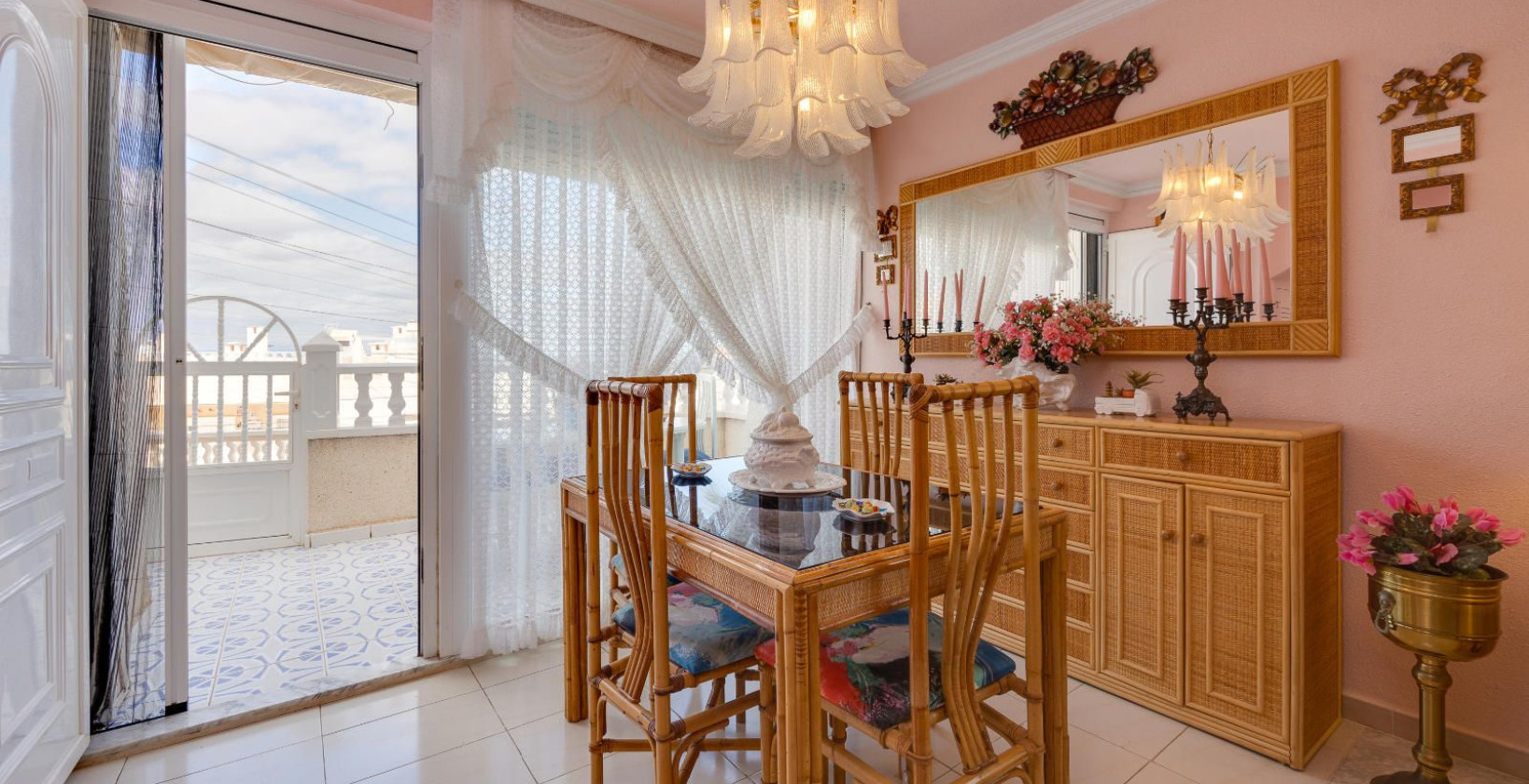 Resale - Apartment / flat - Torrevieja - La Mata