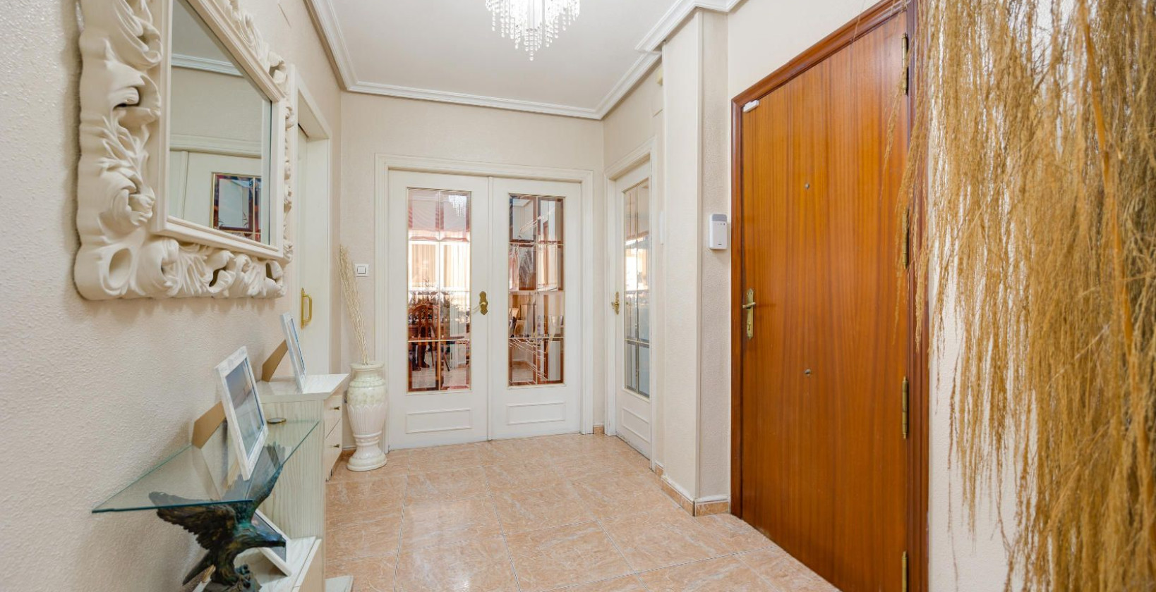 Resale - Apartment / flat - Torrevieja - Centro - Muelle Pesquero