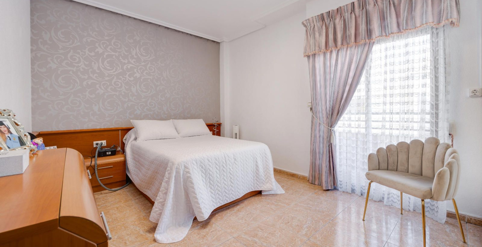 Resale - Apartment / flat - Torrevieja - Centro - Muelle Pesquero