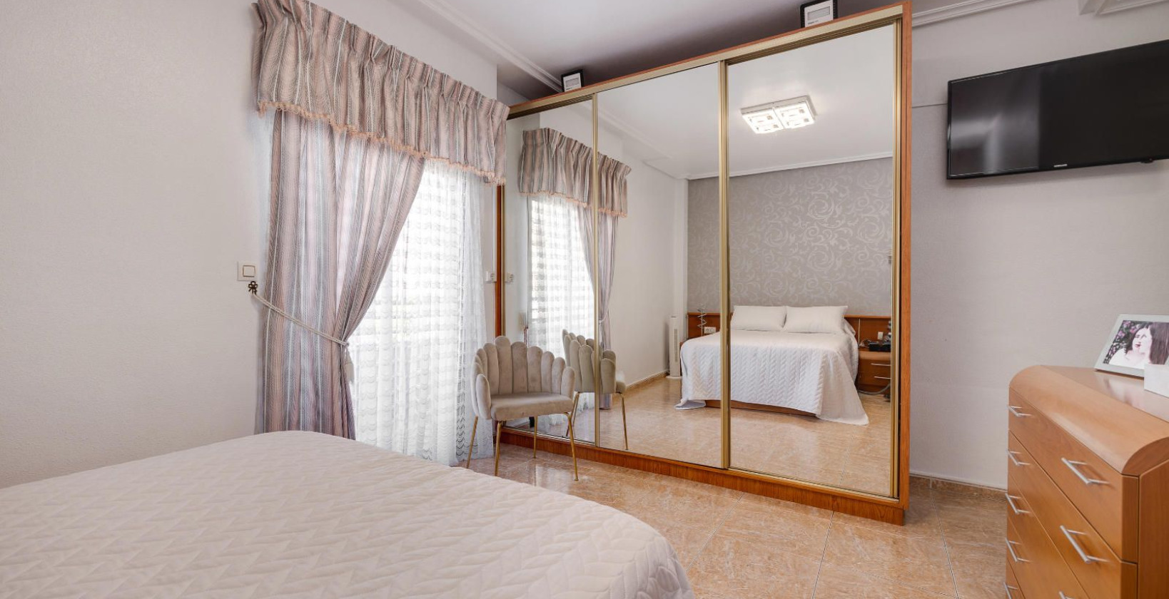 Resale - Apartment / flat - Torrevieja - Centro - Muelle Pesquero