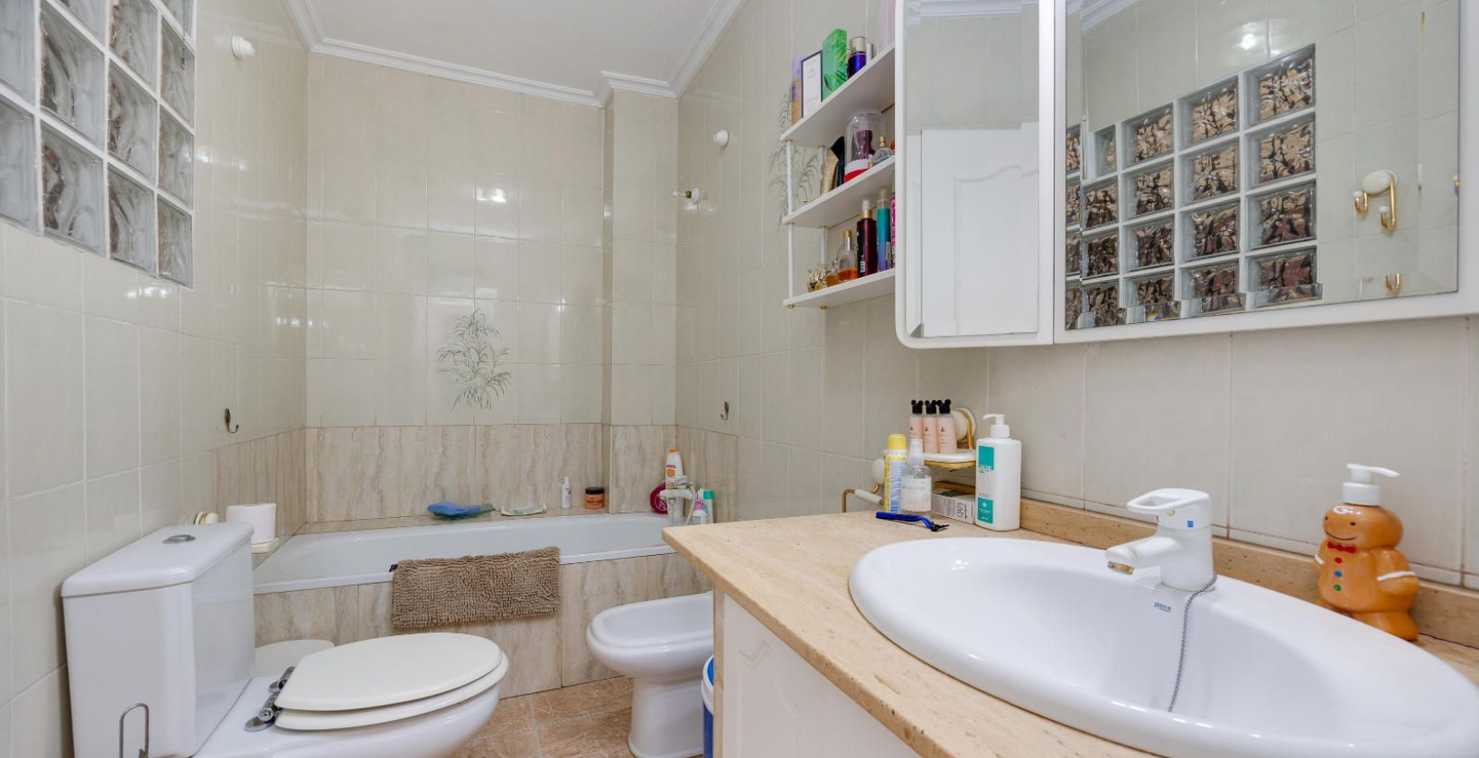 Resale - Apartment / flat - Torrevieja - Centro - Muelle Pesquero