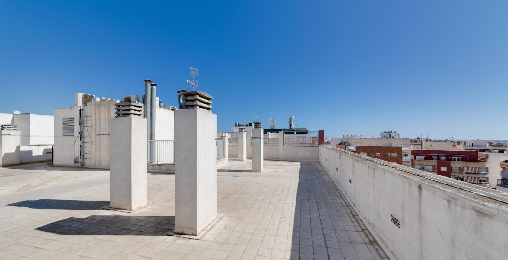 Resale - Apartment / flat - Torrevieja - Centro - Muelle Pesquero