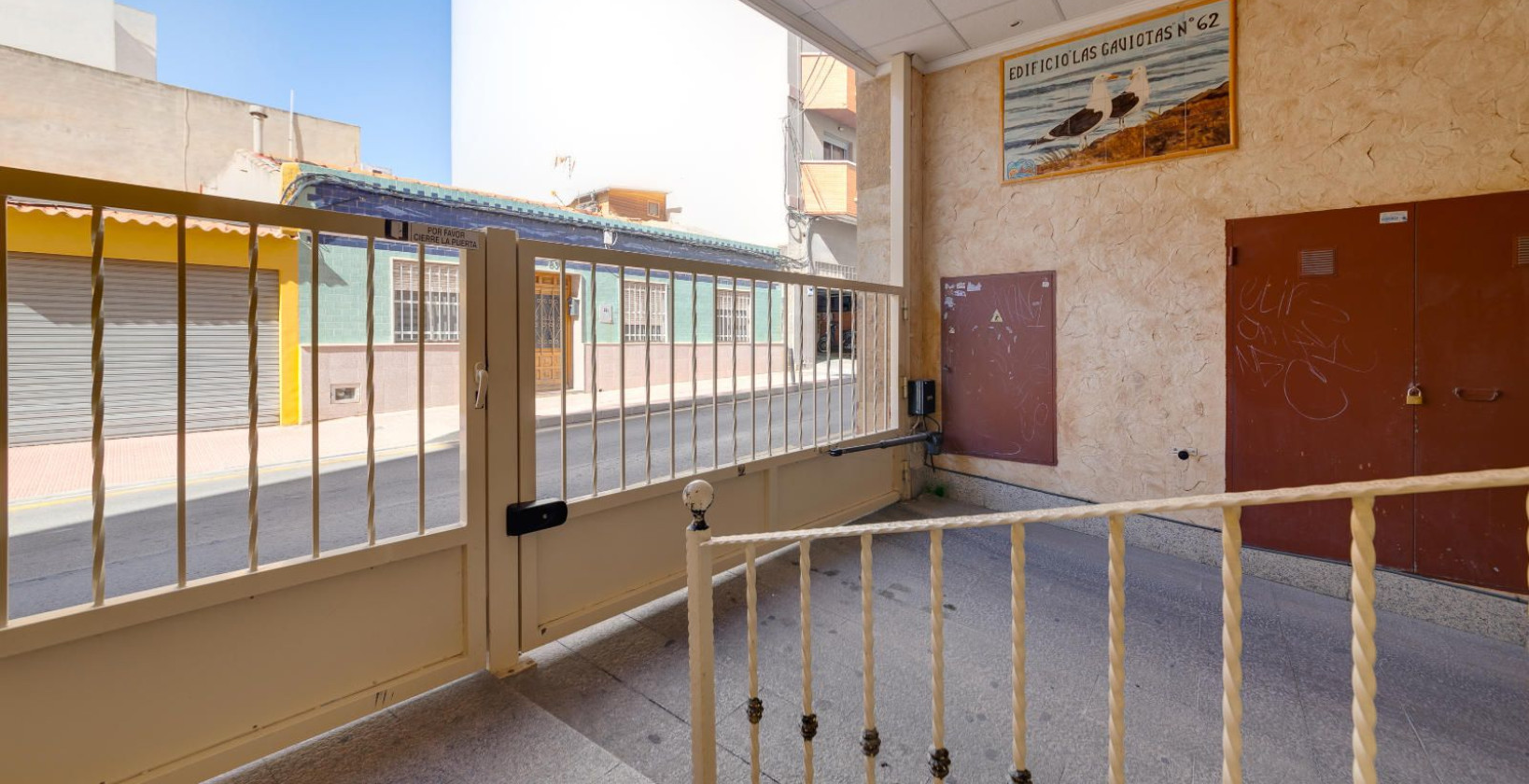 Resale - Apartment / flat - Torrevieja - Centro - Muelle Pesquero