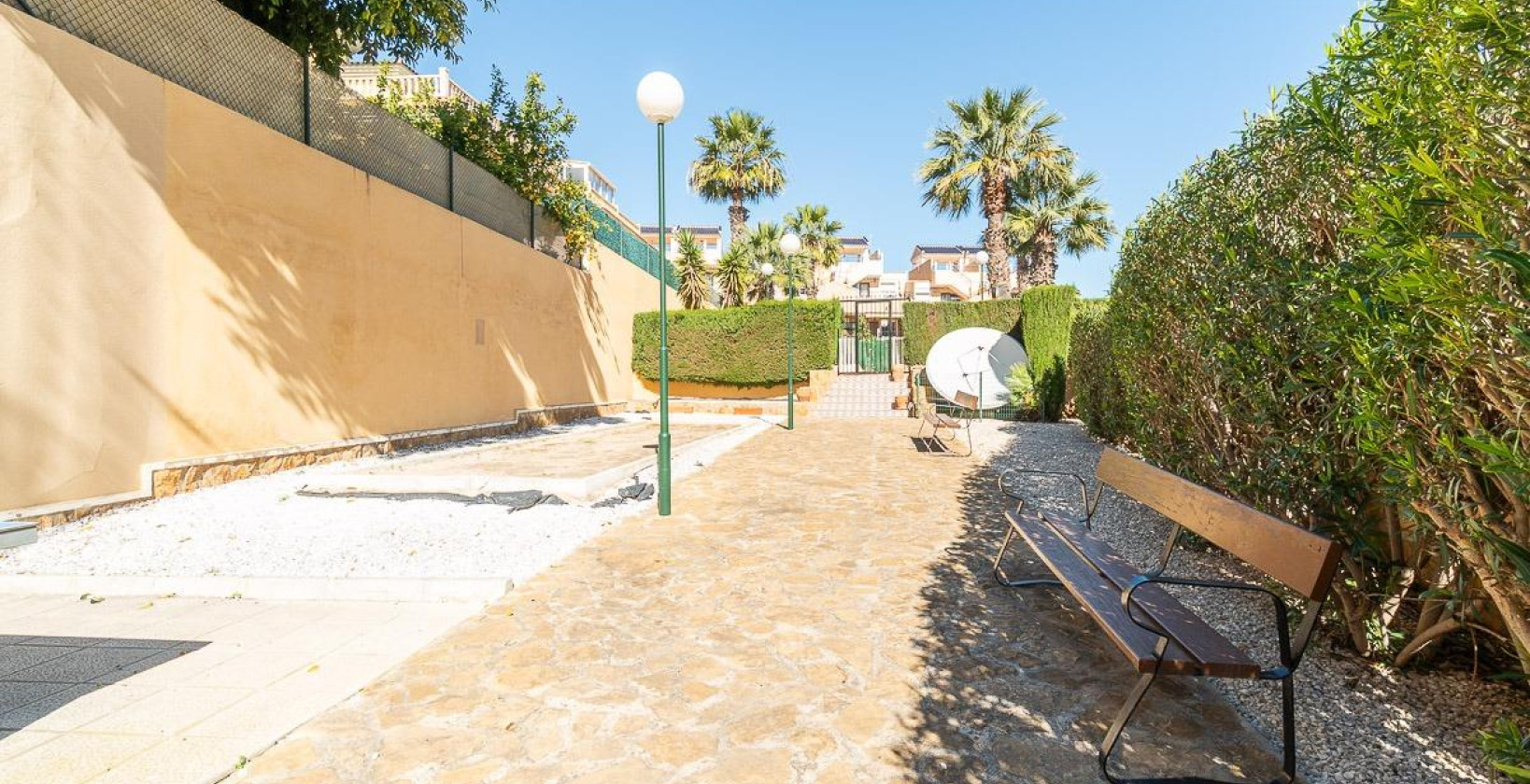 Resale - Apartment / flat - Orihuela Costa - Villamartin