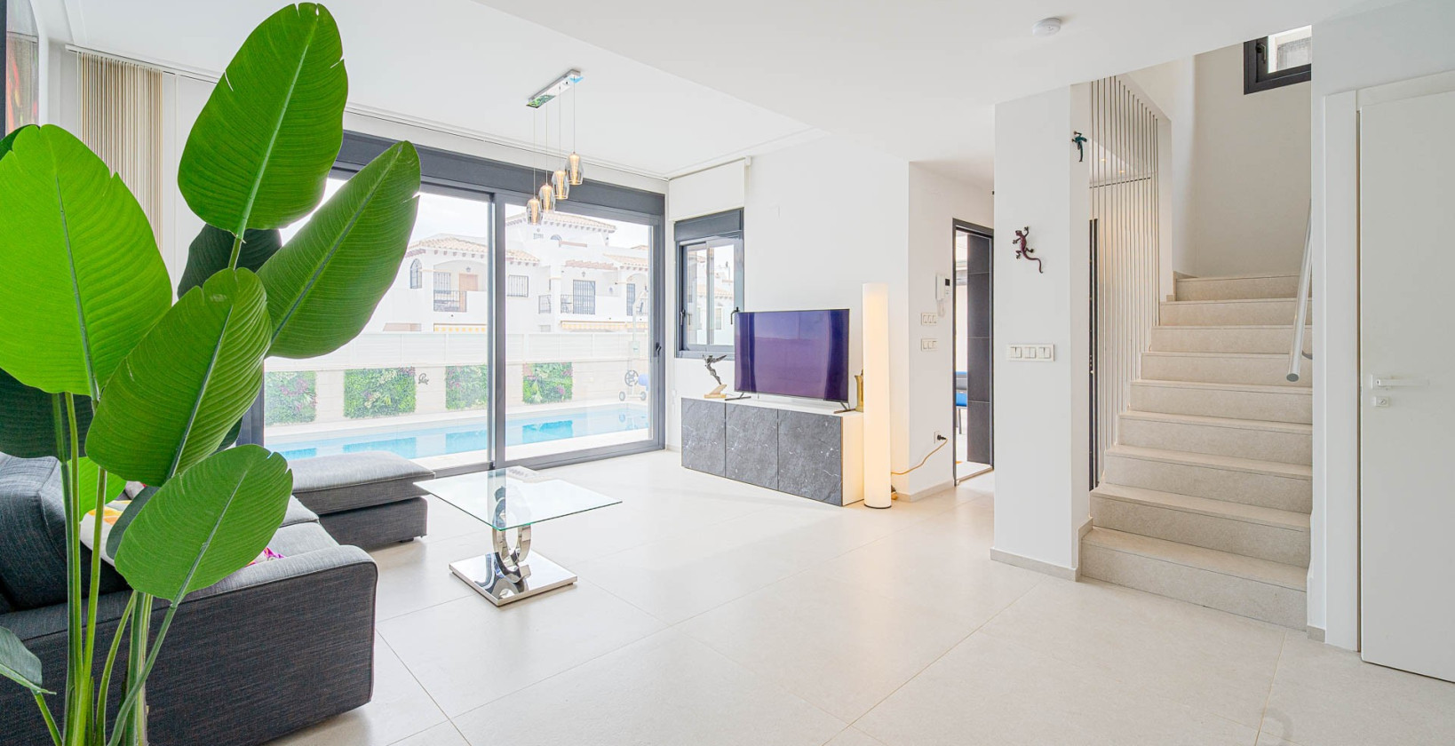 Resale - Villa - Torrevieja - Punta Prima