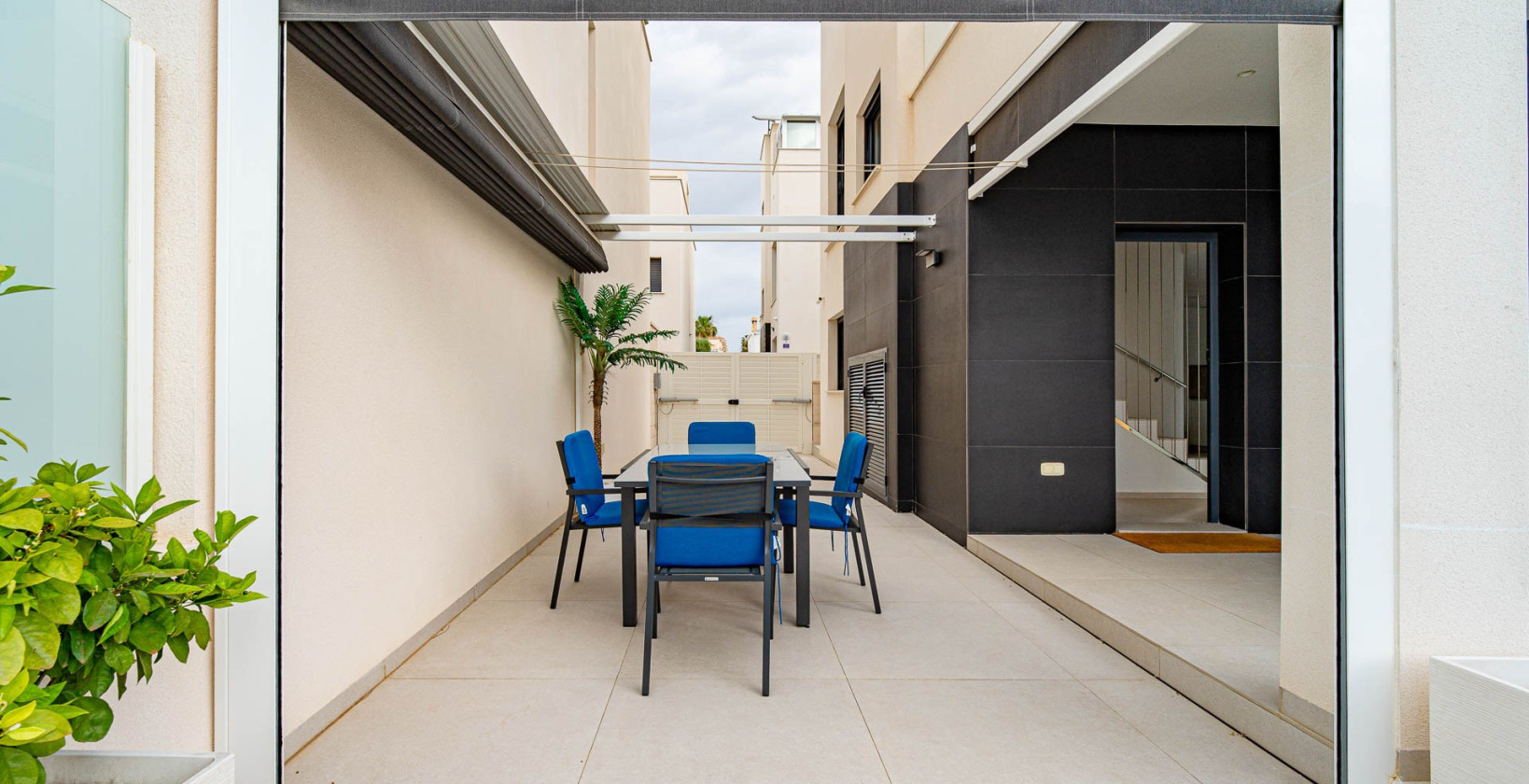 Resale - Villa - Torrevieja - Punta Prima