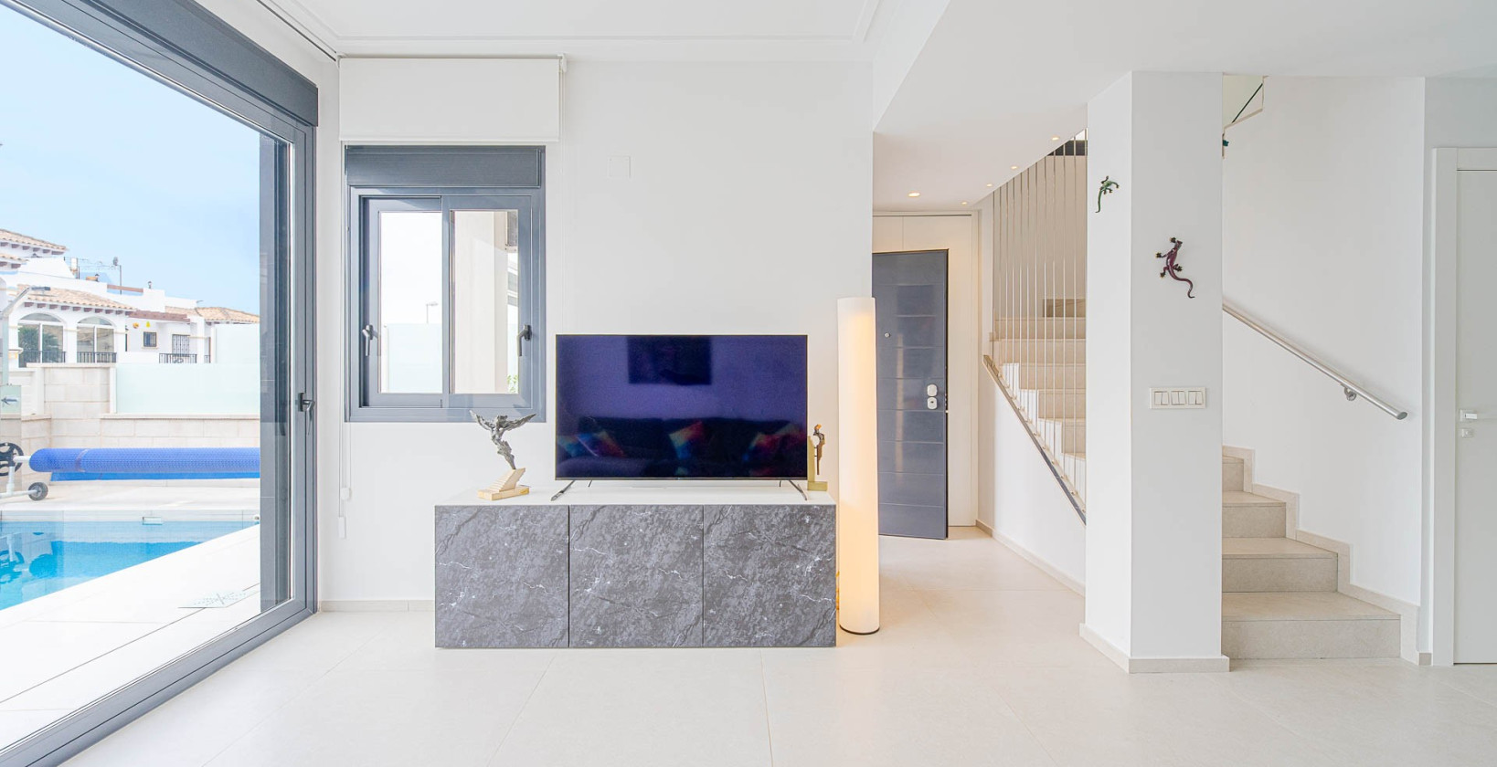Resale - Villa - Torrevieja - Punta Prima
