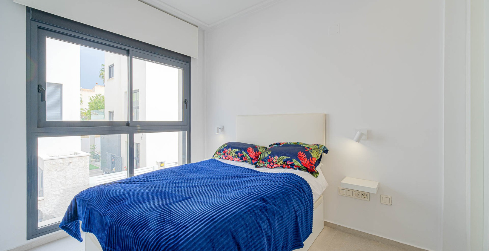 Resale - Villa - Torrevieja - Punta Prima