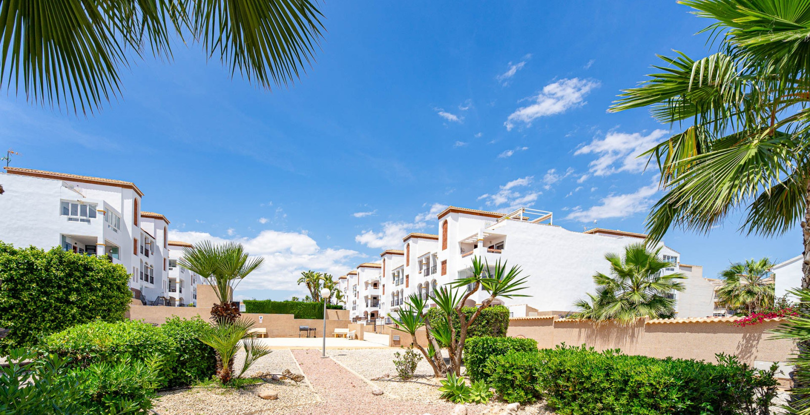Resale - Apartamento - Torrevieja - Punta Prima