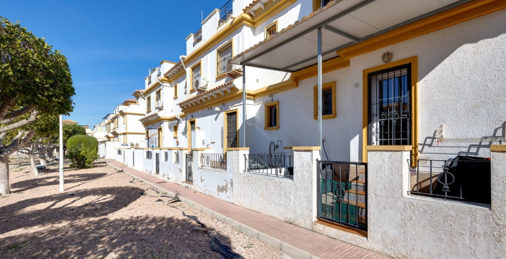 Resale - Townhouse - Torrevieja