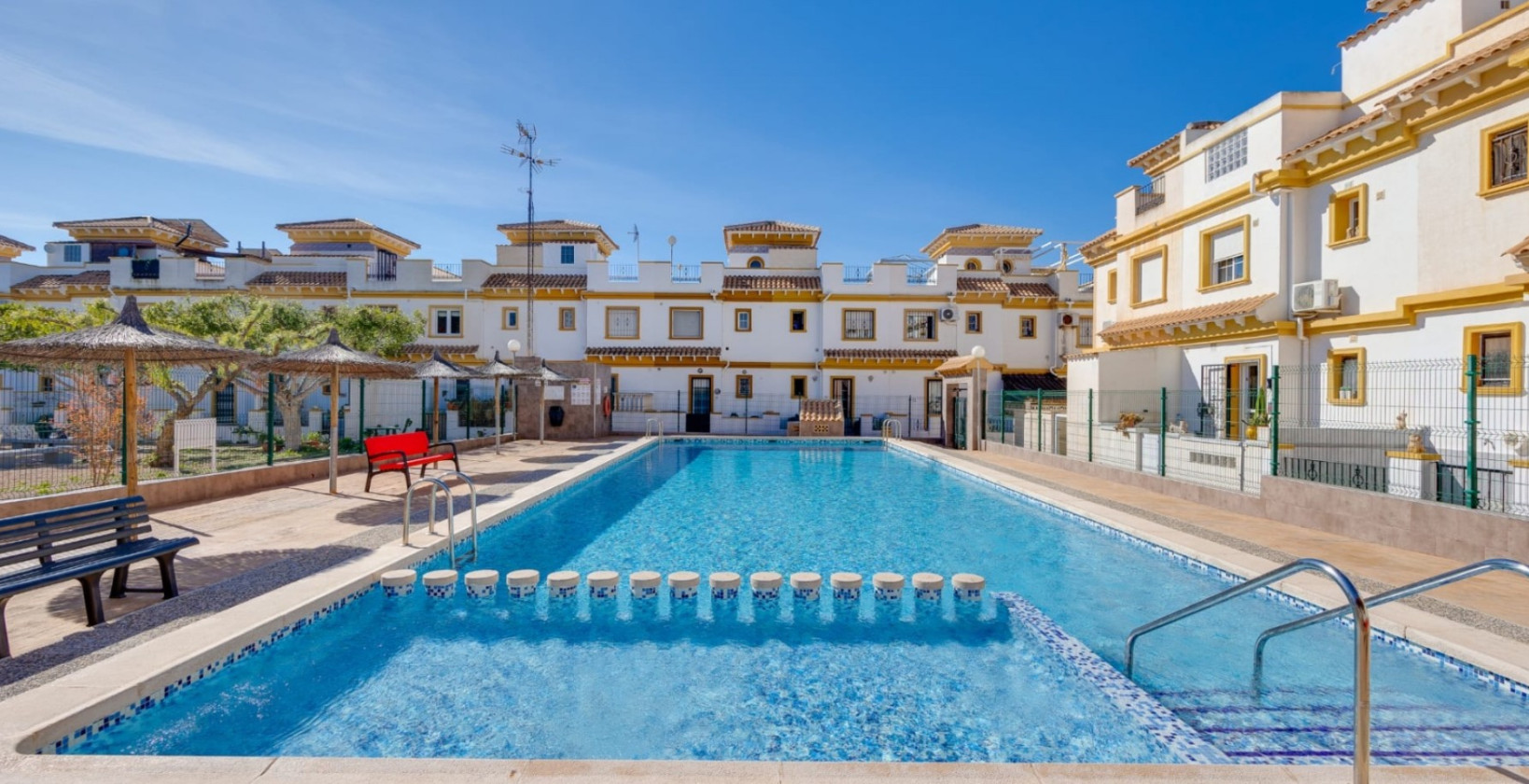 Resale - Townhouse - Torrevieja