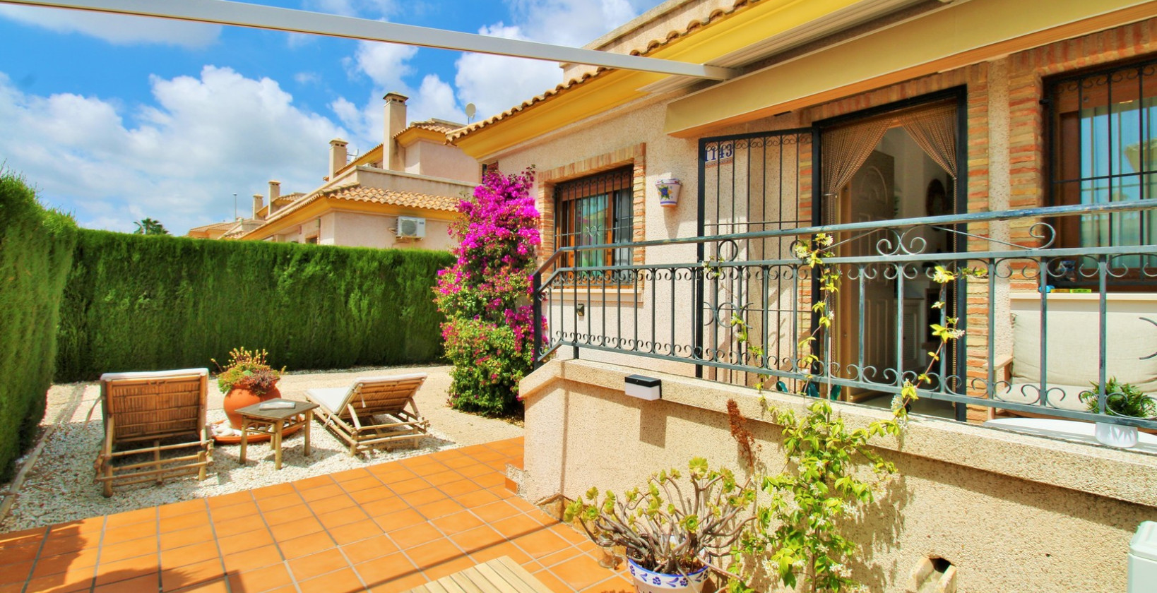 Resale - Townhouse - Villamartín - PAU 8