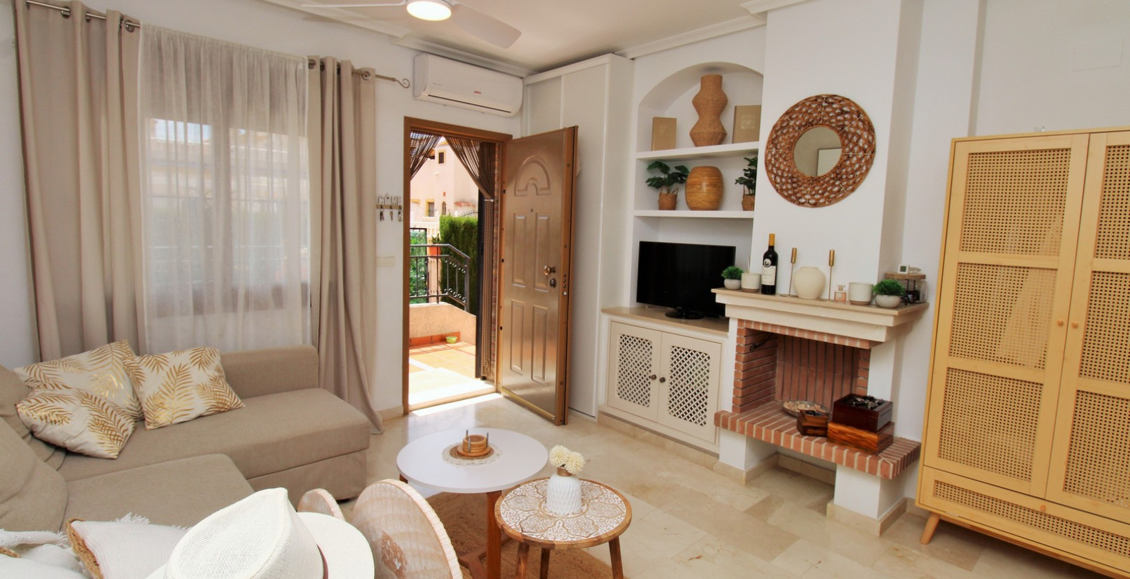 Resale - Townhouse - Villamartín - PAU 8