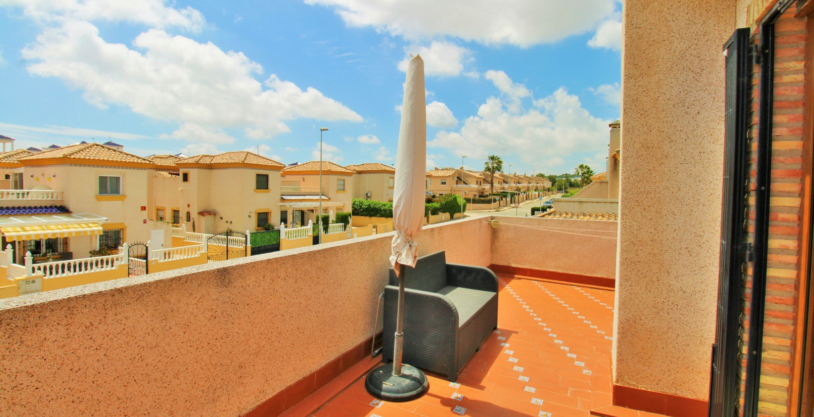 Resale - Townhouse - Villamartín - PAU 8