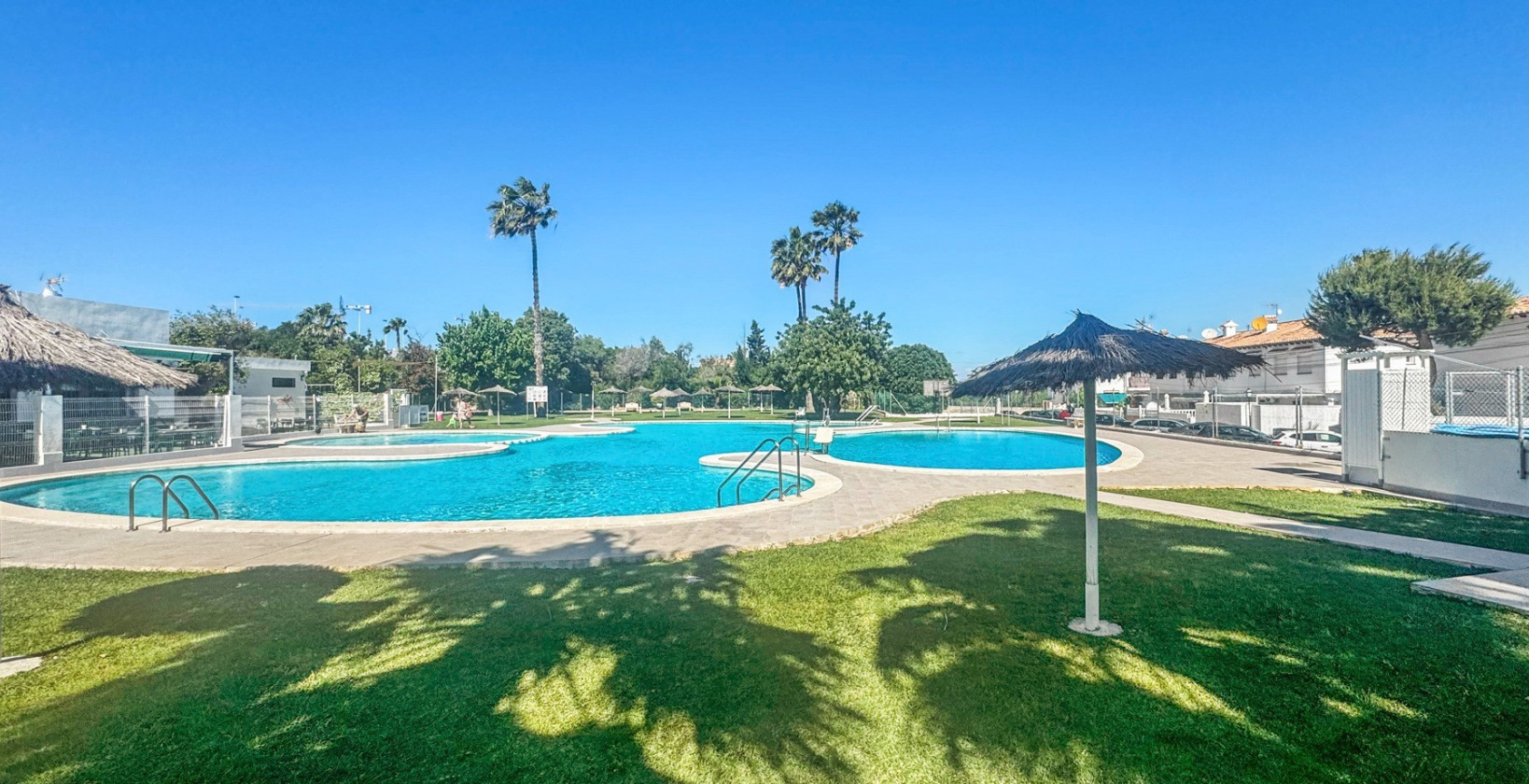 Resale - Apartment / flat - Torrevieja - Los Balcones - Los Altos del Edén