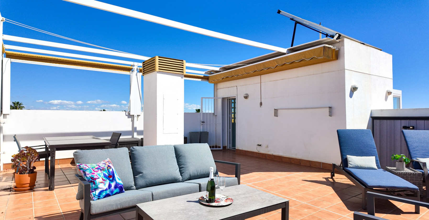 Resale - Apartment / flat - Orihuela Costa - Villamartín