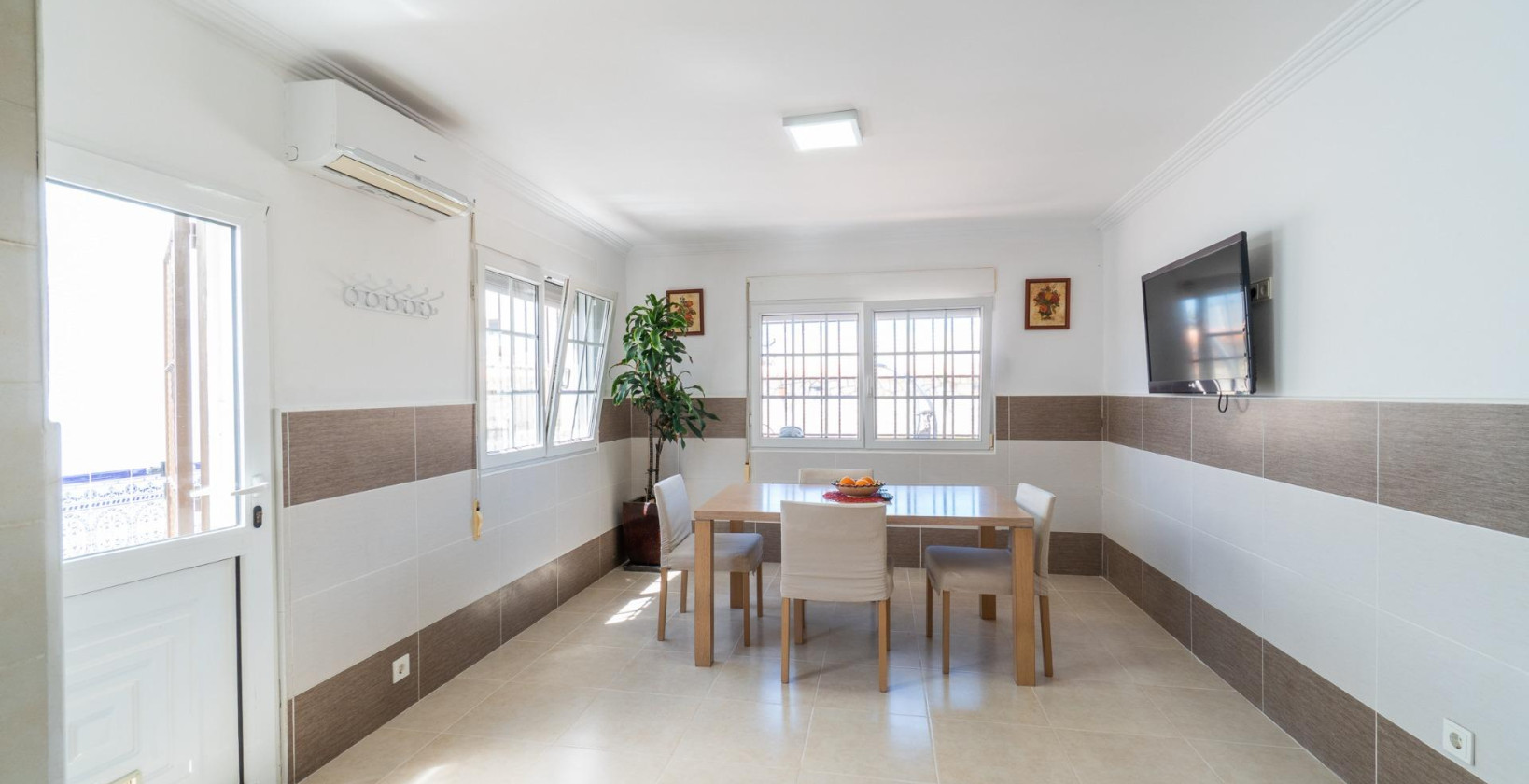 Resale - Villa - Torrevieja - Torreta florida