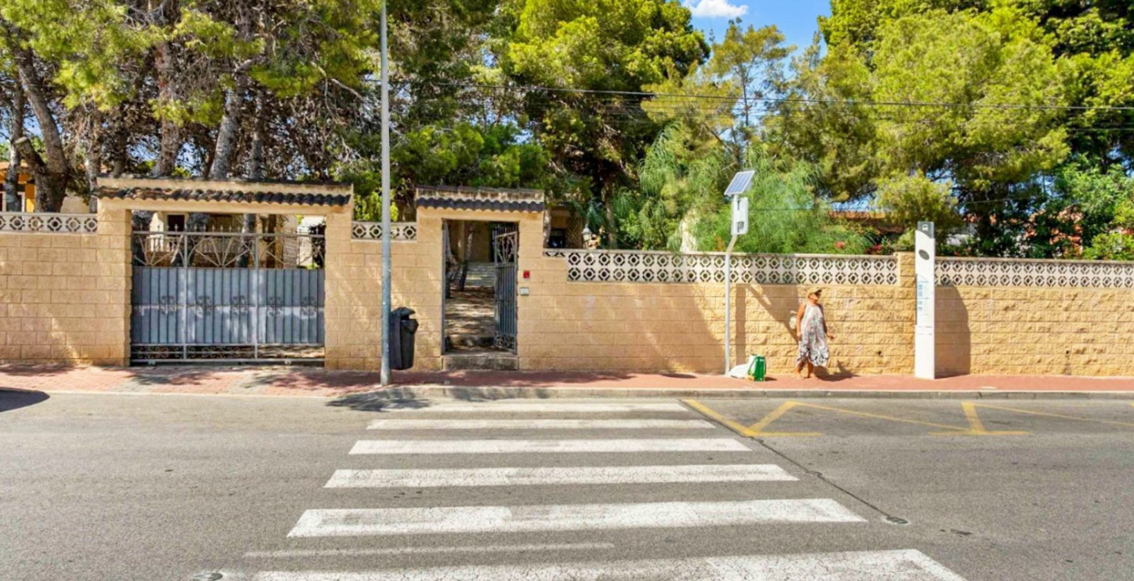 Resale - Villa - Torrevieja - Los Balcones - Los Altos del Edén