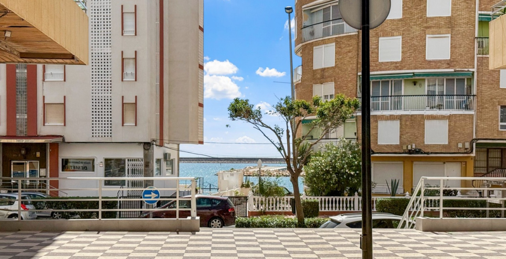 Resale - Apartment / flat - Torrevieja - El Acequión - Los Náufragos