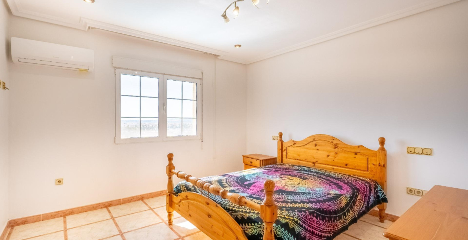 Resale - Villa - Torrevieja - El chaparral
