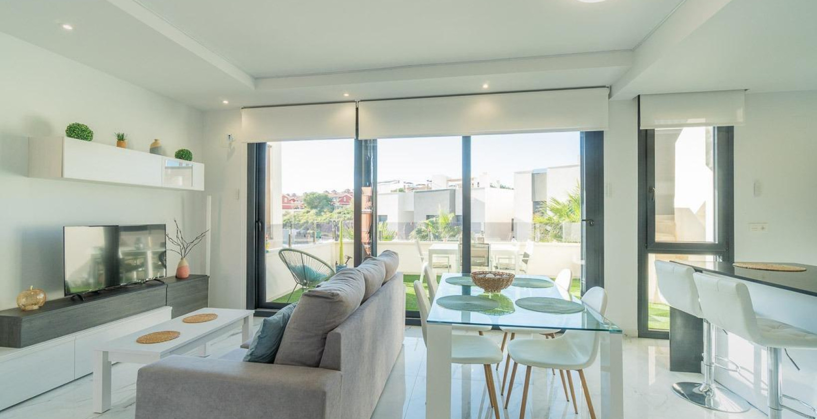Resale - Apartment / flat - Orihuela Costa - PAU 26