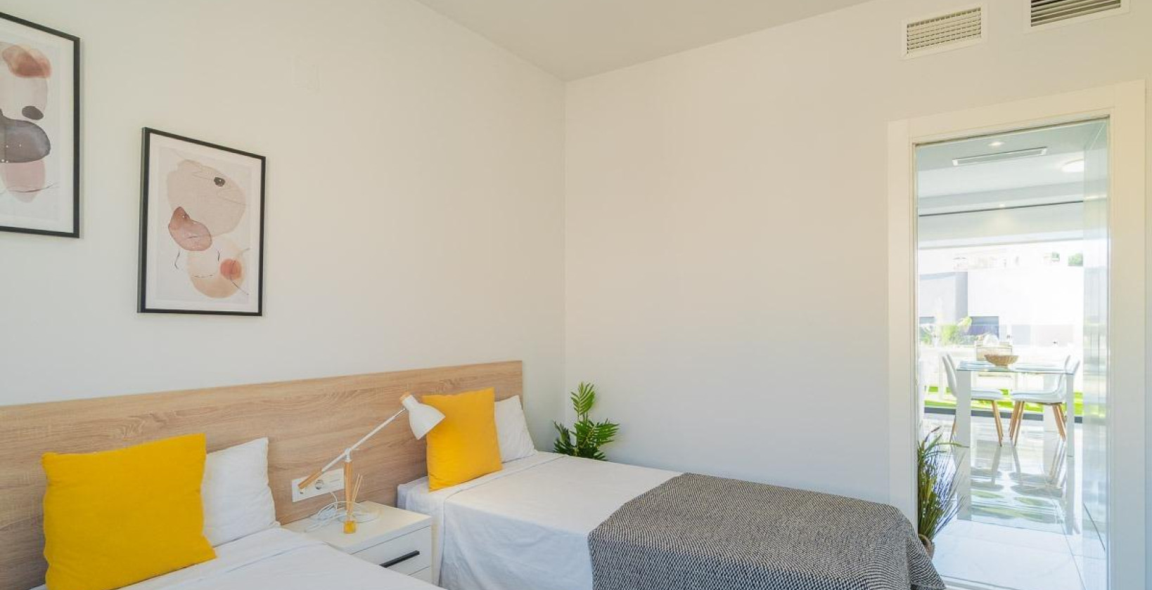 Resale - Apartment / flat - Orihuela Costa - PAU 26