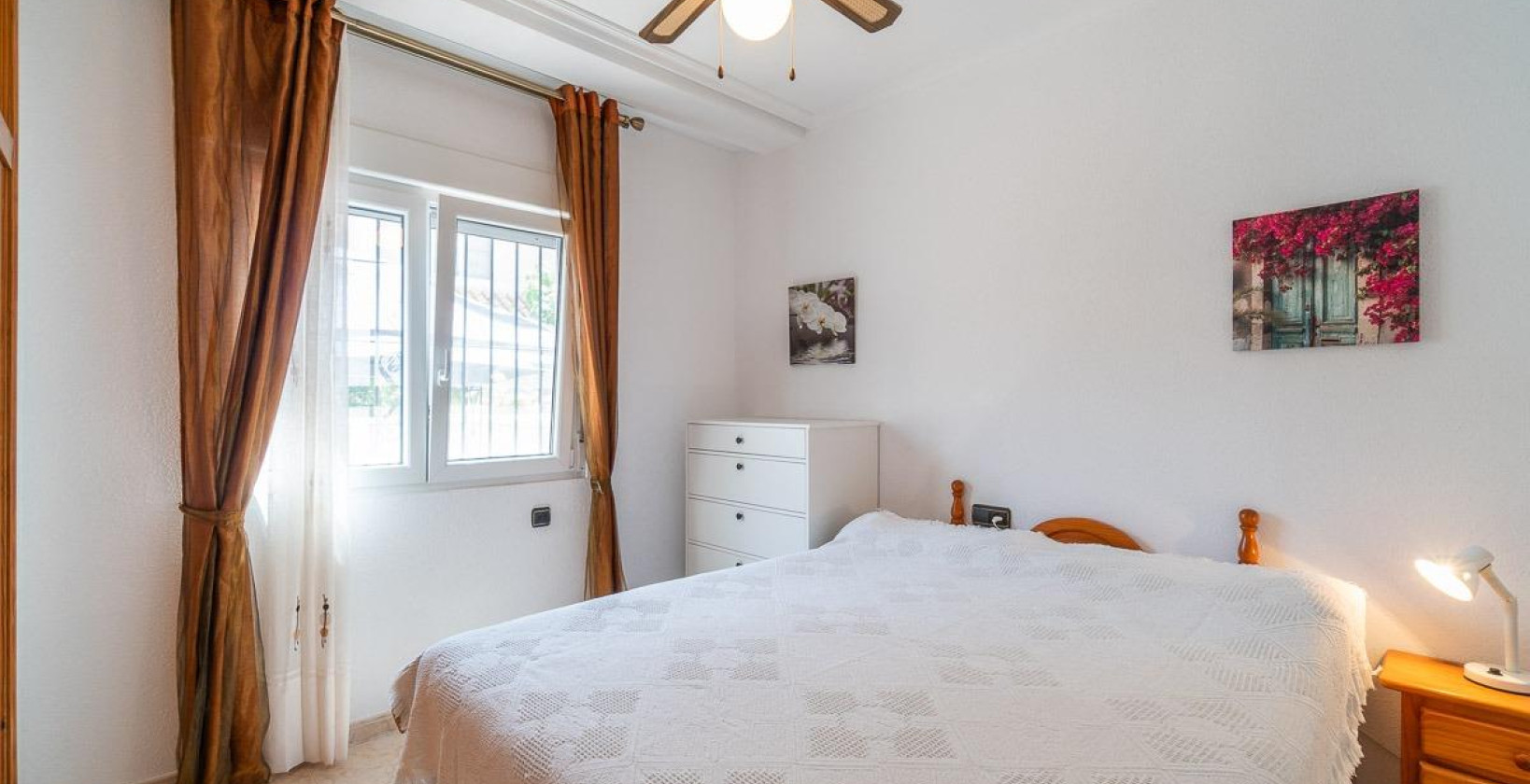 Resale - Villa - Orihuela Costa - Playa Flamenca