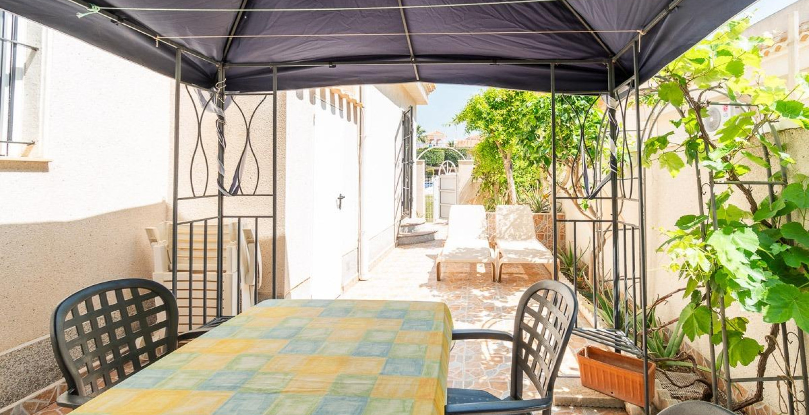 Resale - Villa - Orihuela Costa - Playa Flamenca