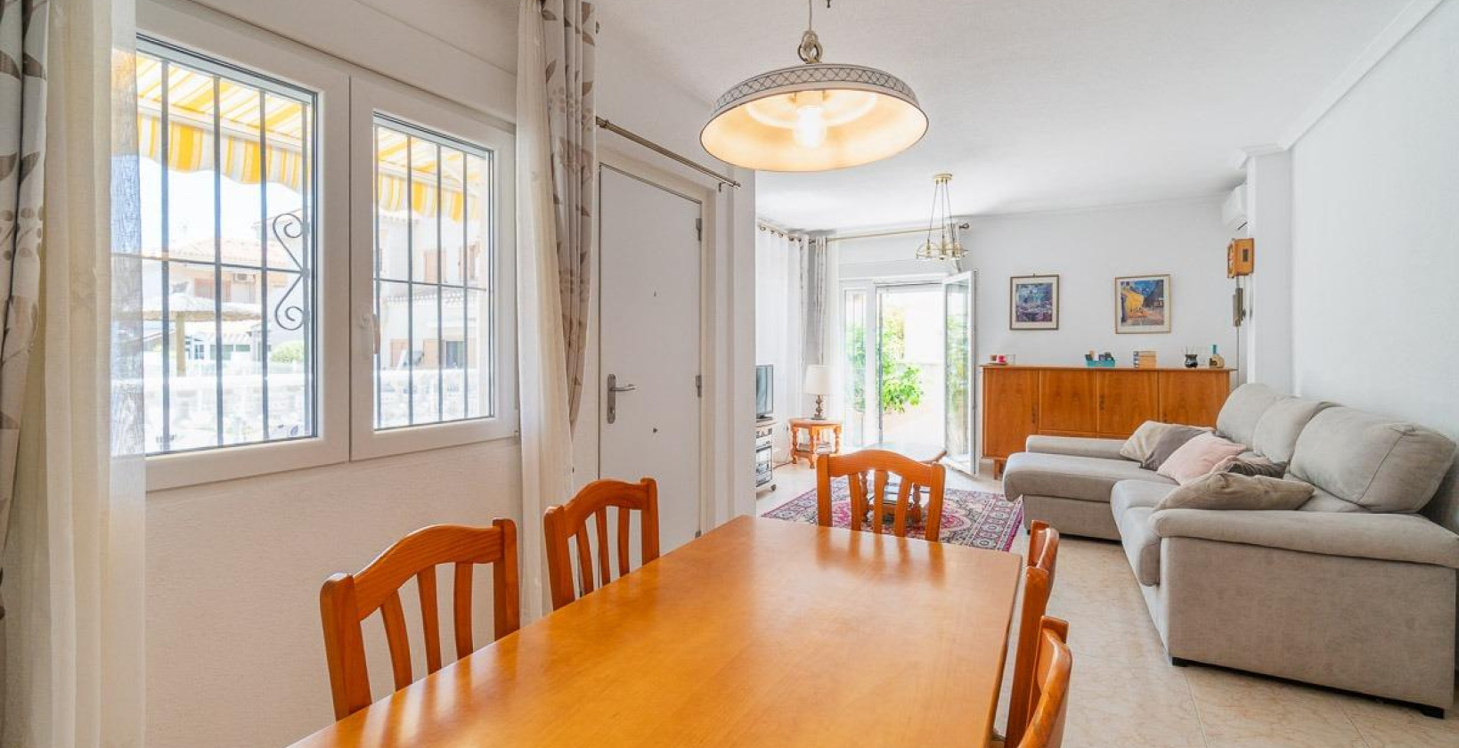 Resale - Villa - Orihuela Costa - Playa Flamenca