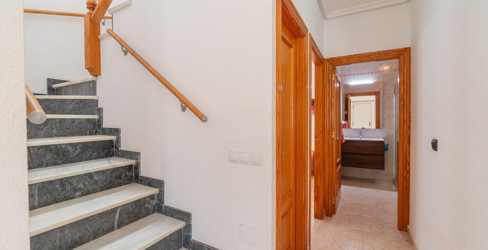 Resale - Villa - Orihuela Costa - Playa Flamenca