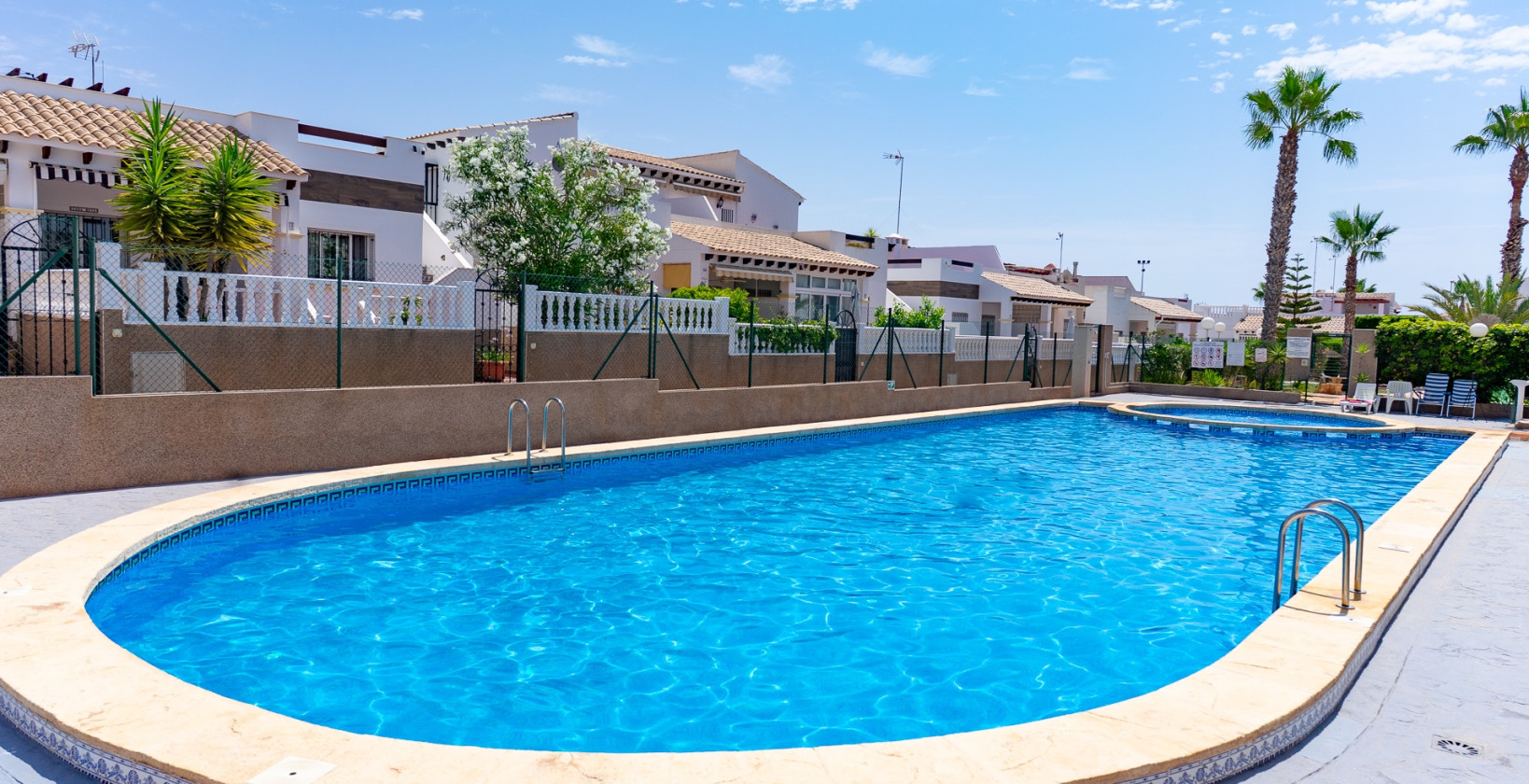 Resale - Townhouse - Torrevieja - Punta Prima