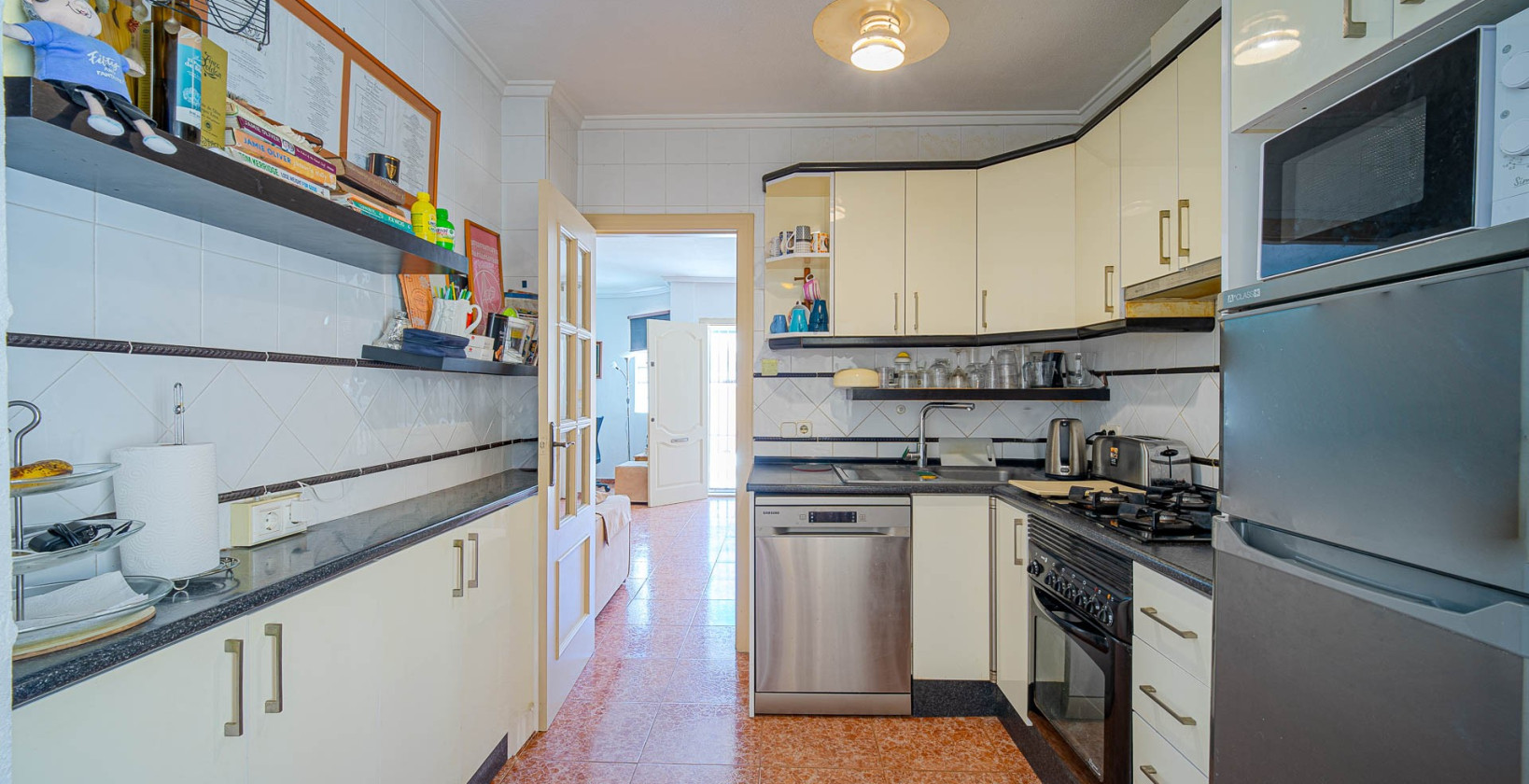 Resale - Villa - Torrevieja - Punta Prima