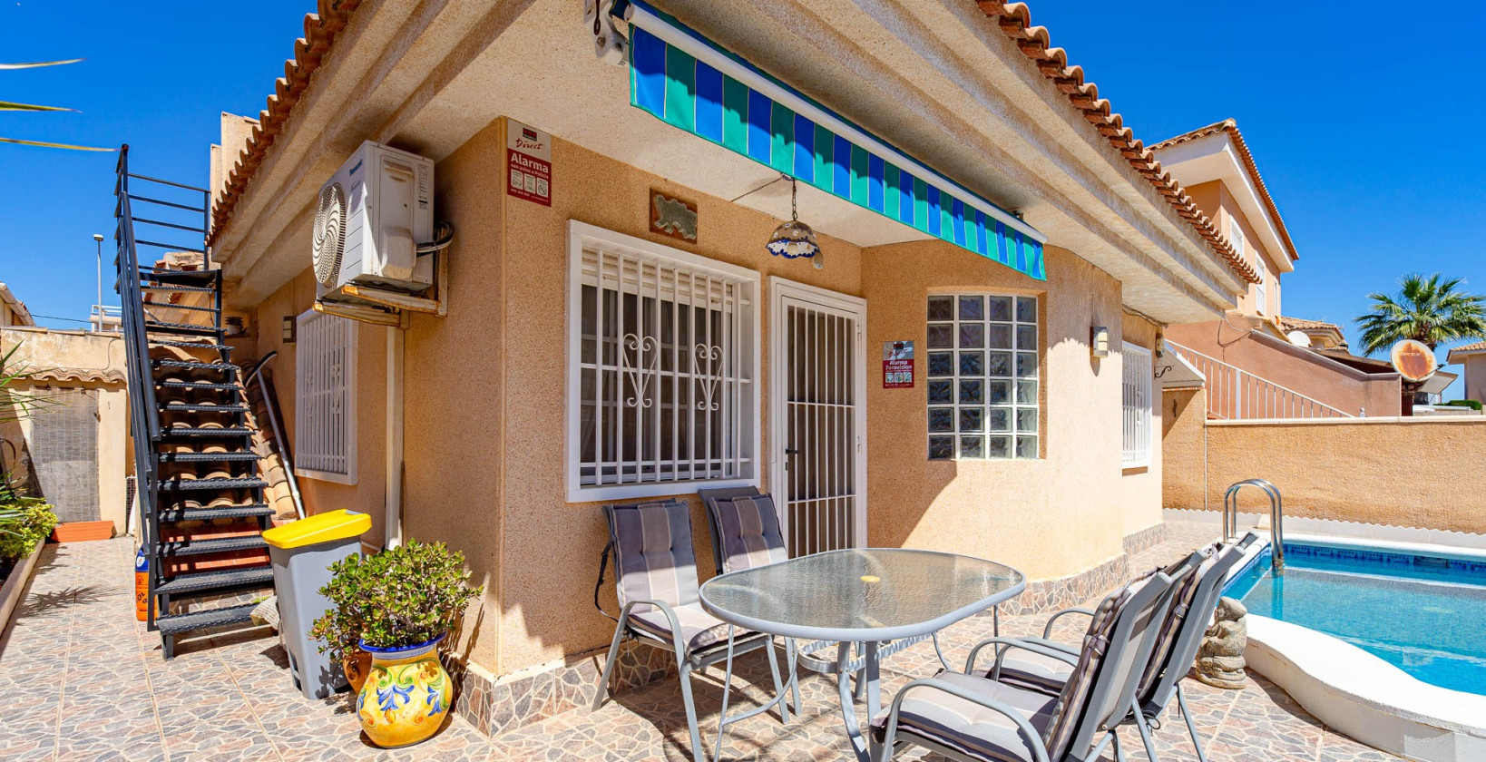 Resale - Villa - Torrevieja - Punta Prima
