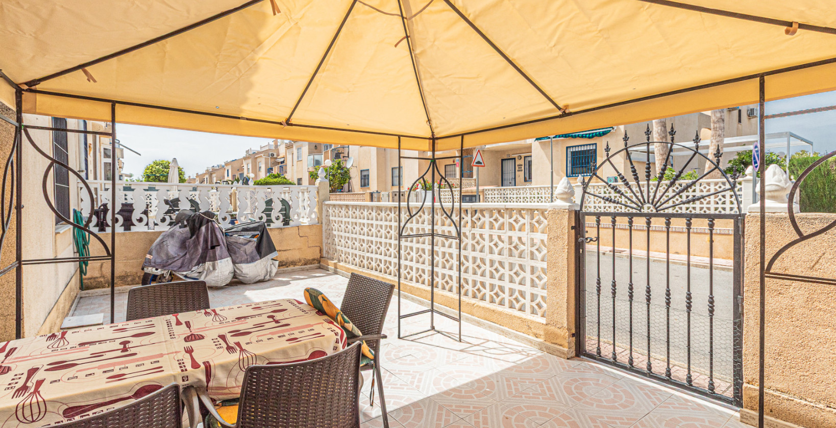 Resale - Apartment / flat - Torrevieja - San Luis