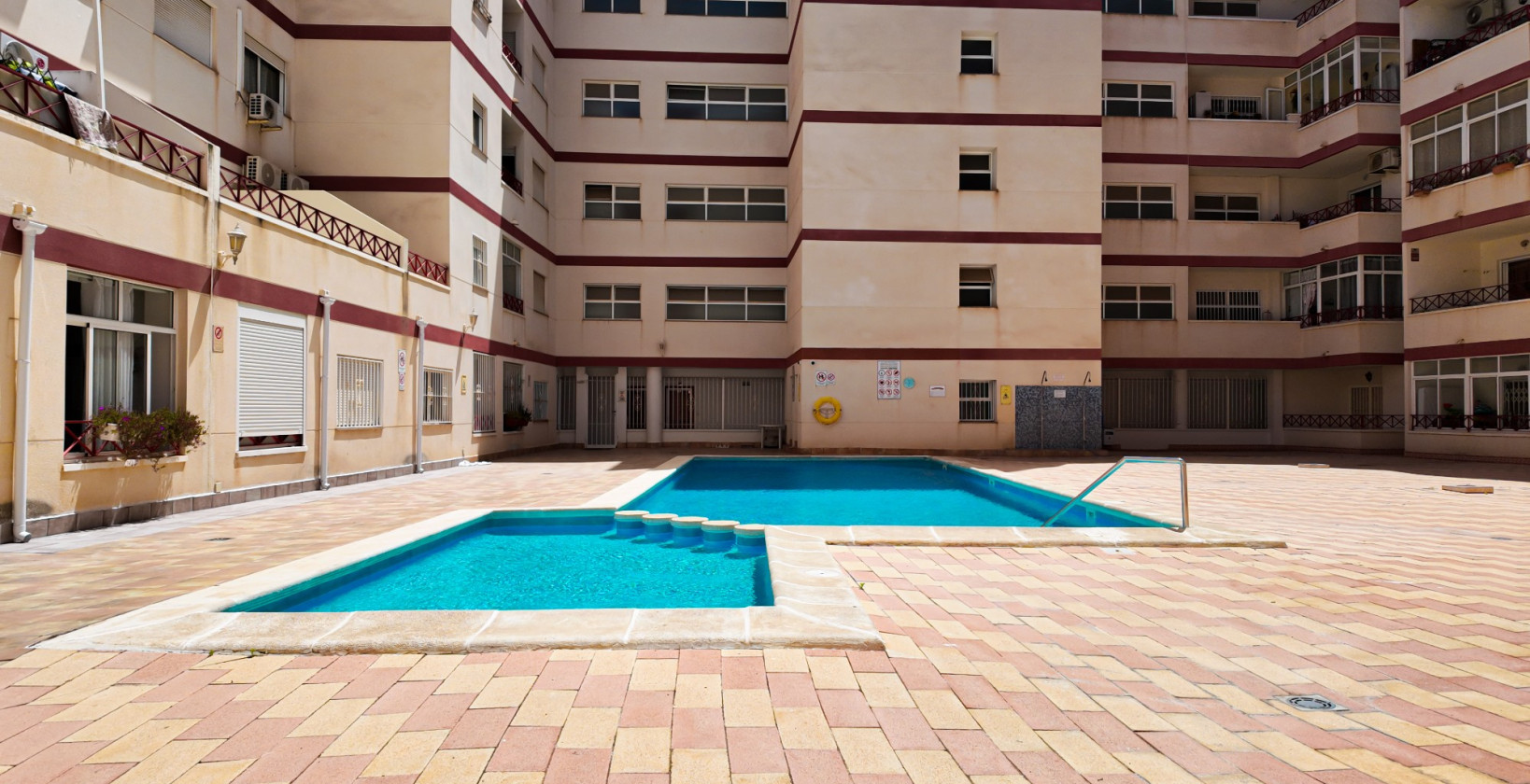Resale - Apartment / flat - Torrevieja - Parque las naciones