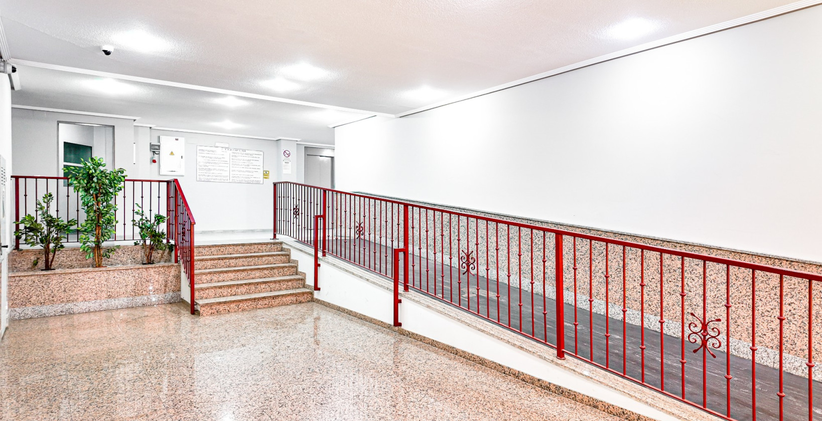 Resale - Apartment / flat - Torrevieja - Parque las naciones